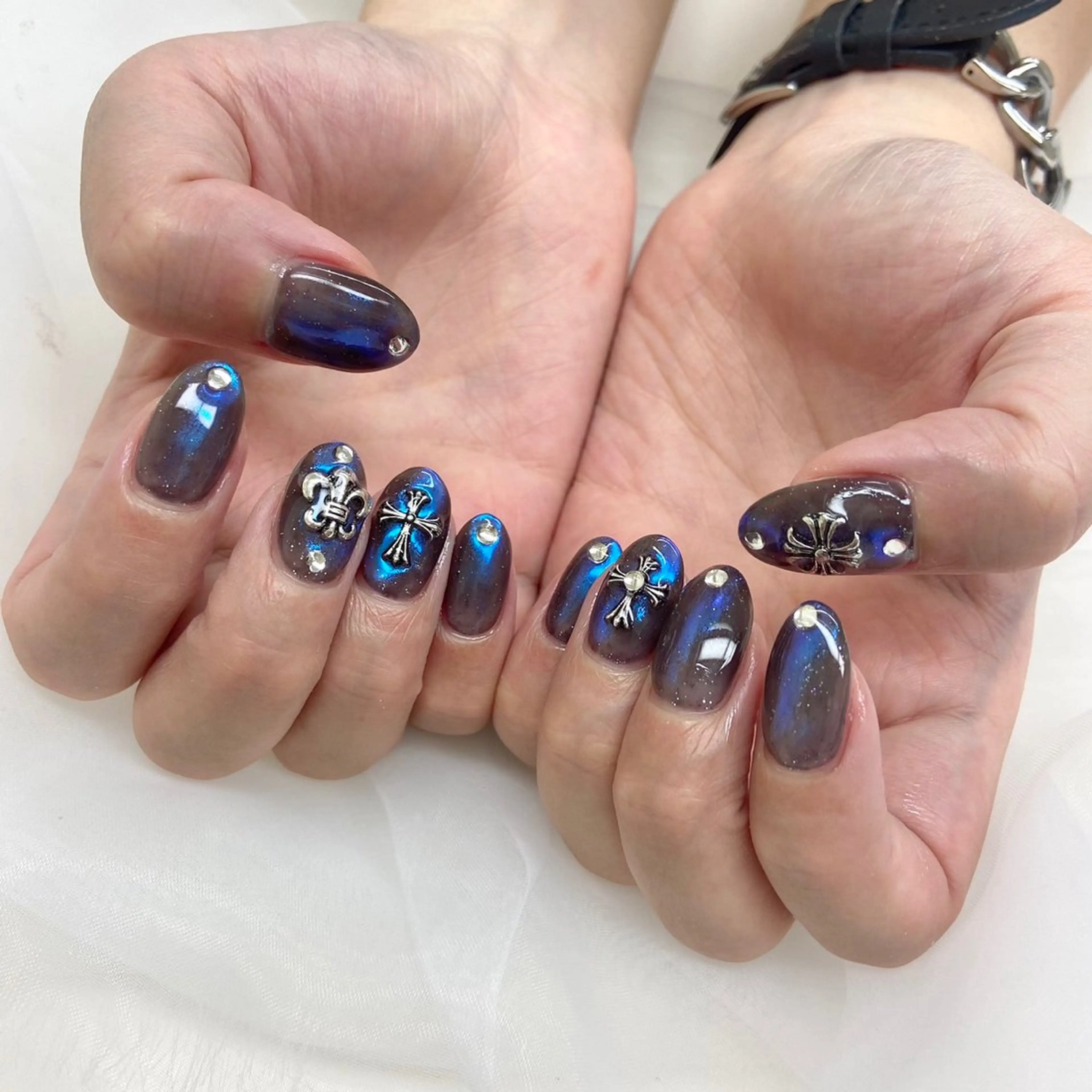 ミディアム ハンドネイル nail jaol池袋店所属・ネイルJaol 池袋のネイルデザイン