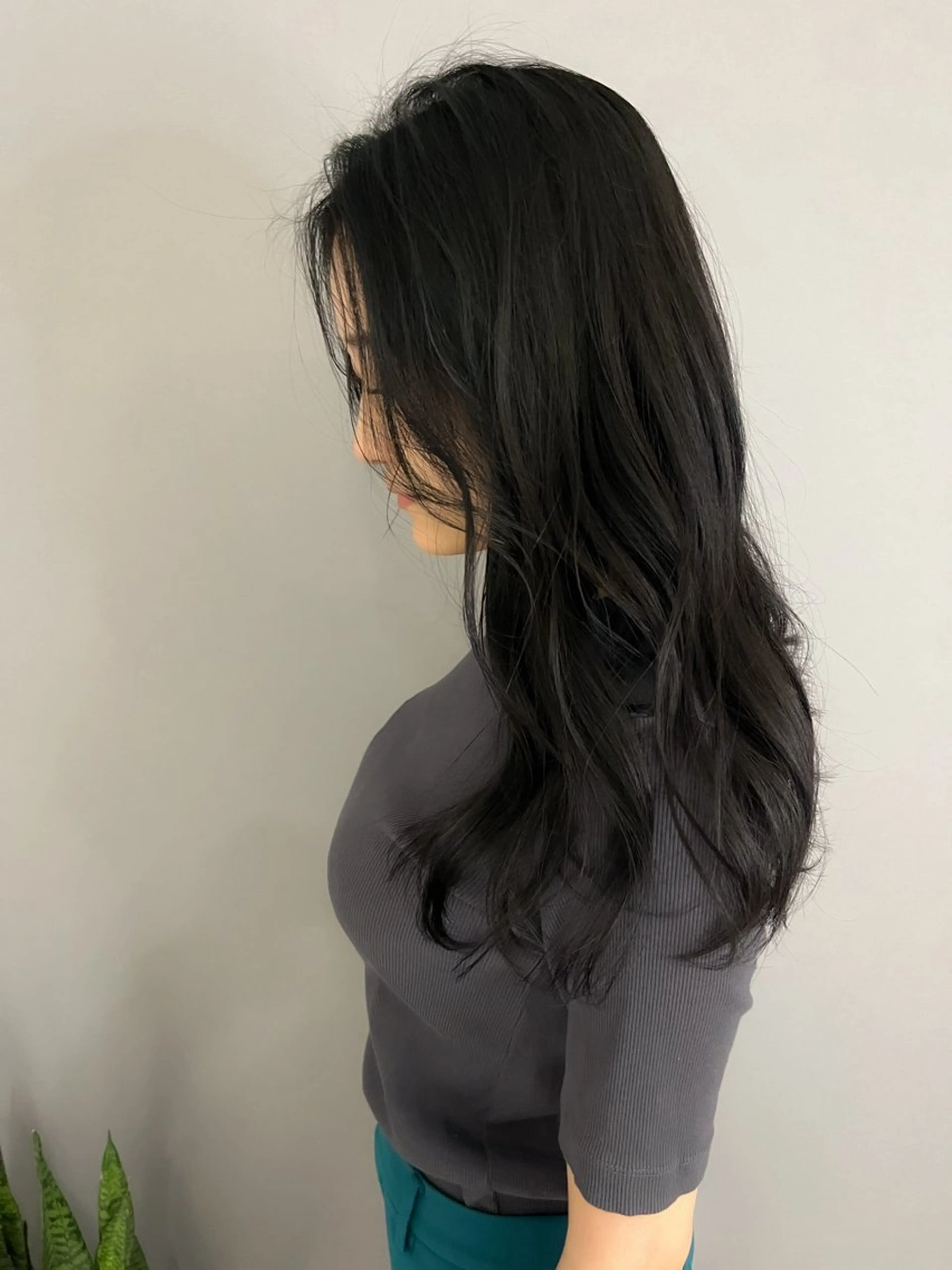 セミロング カラー カット ヘアカラー トリートメント 坂本 理輝のヘアスタイル