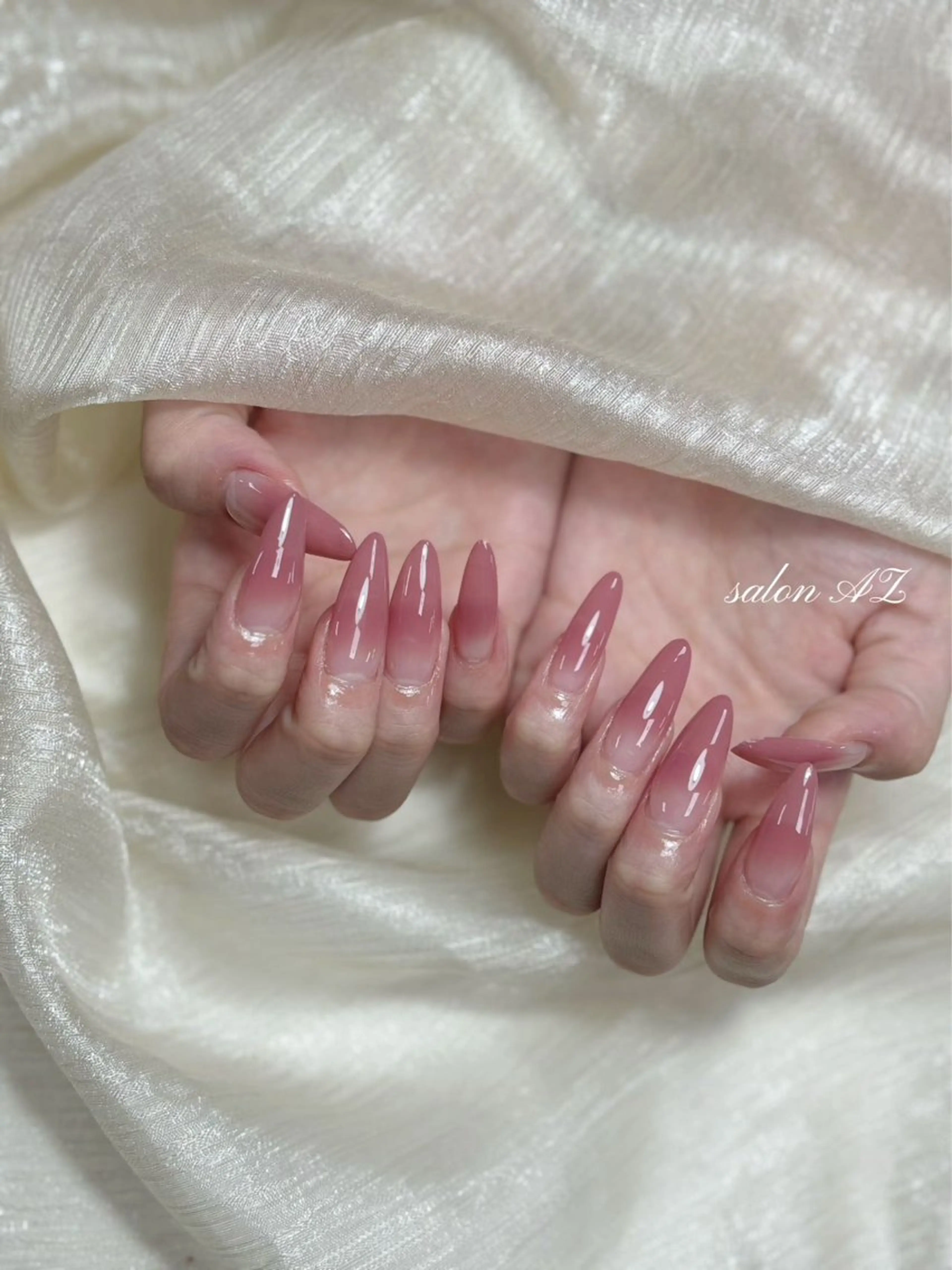 ネイル salonAZ トップネイリストのネイルデザイン