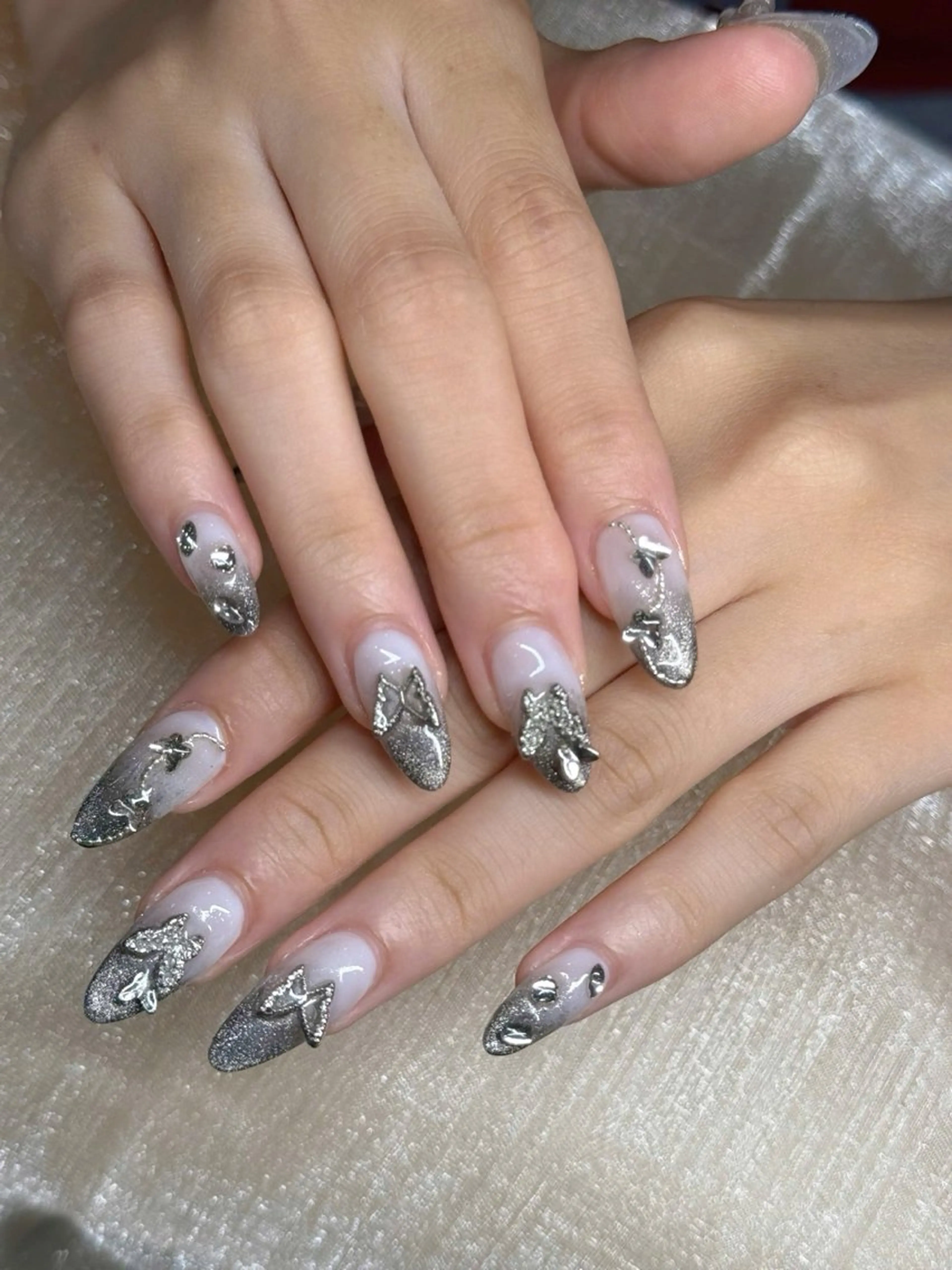 ネイル アートネイル 長さ出し フレンチネイル ジェルネイル グラデーション ハンドネイル NAILS BAR SHINJUKUのネイルデザイン