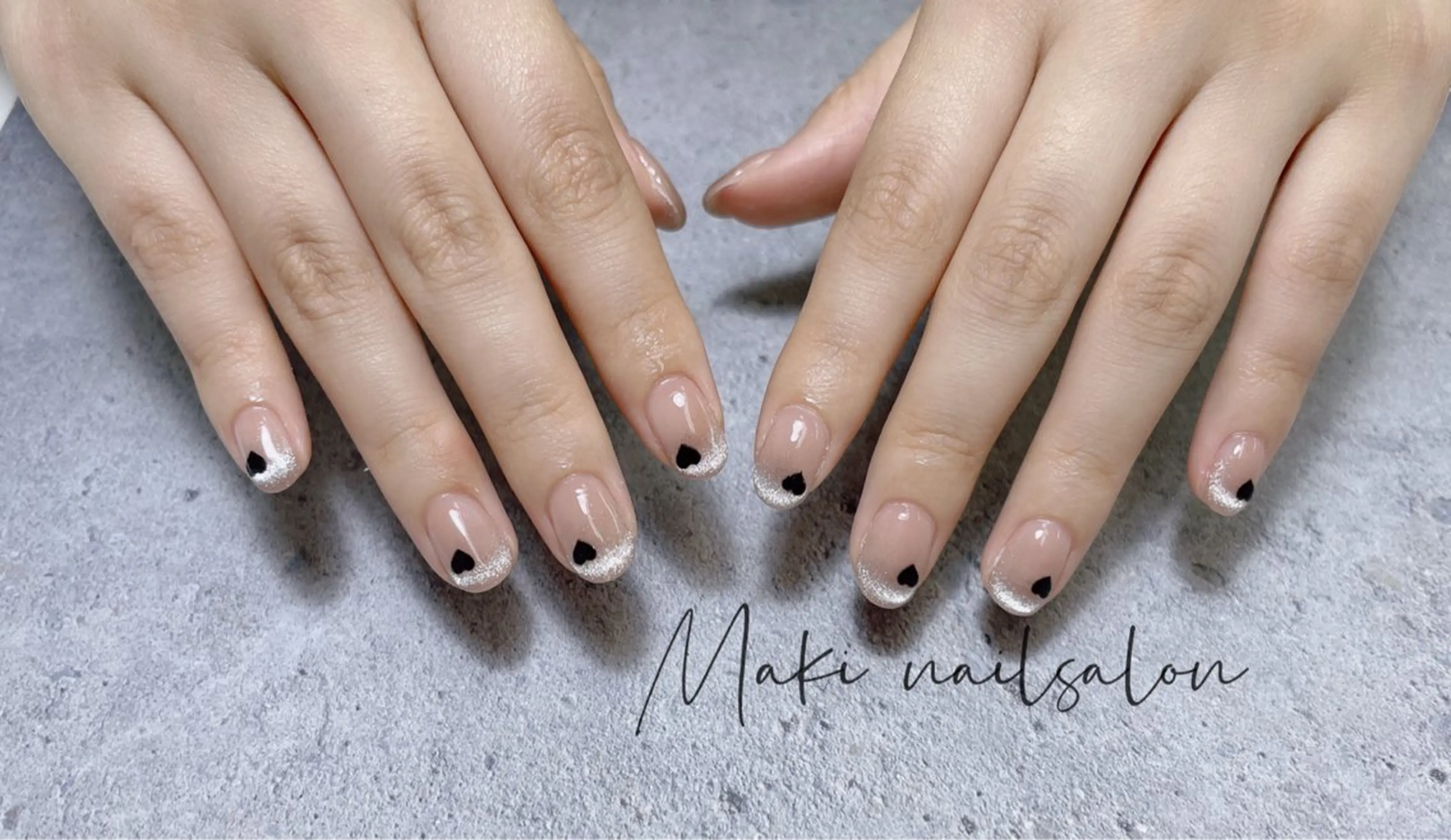 ネイル フレンチネイル マグネットネイル マグネットフレンチ ハンドネイル Maki nailsalon所属・マキ ネイルサロンのネイルデザイン