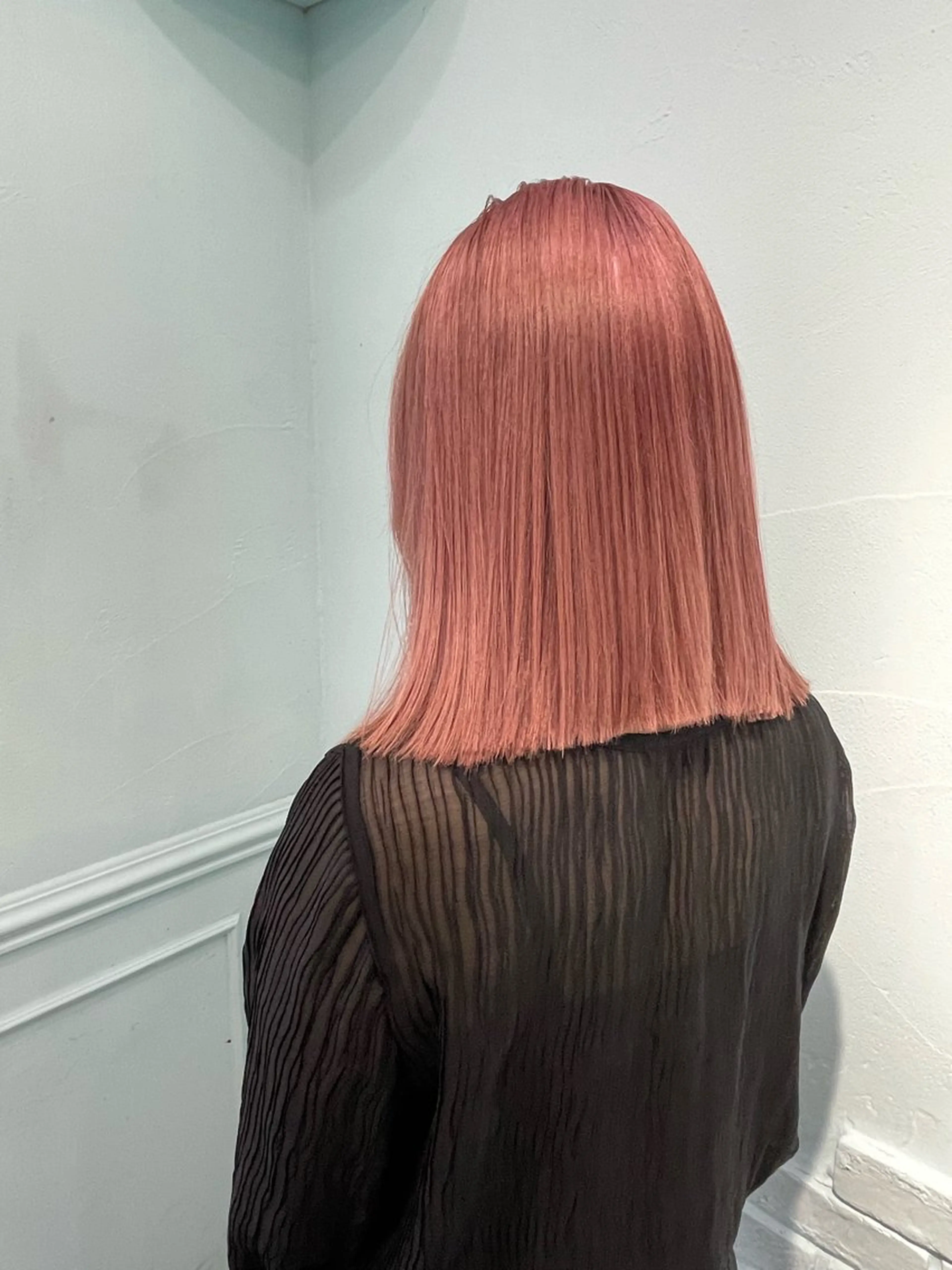 ミディアム カラー アッシュ アッシュグレー ベージュカラー ブリーチ ブロンド ピンク🎀ブロンド 💎ハイトーン/大和のヘアスタイル