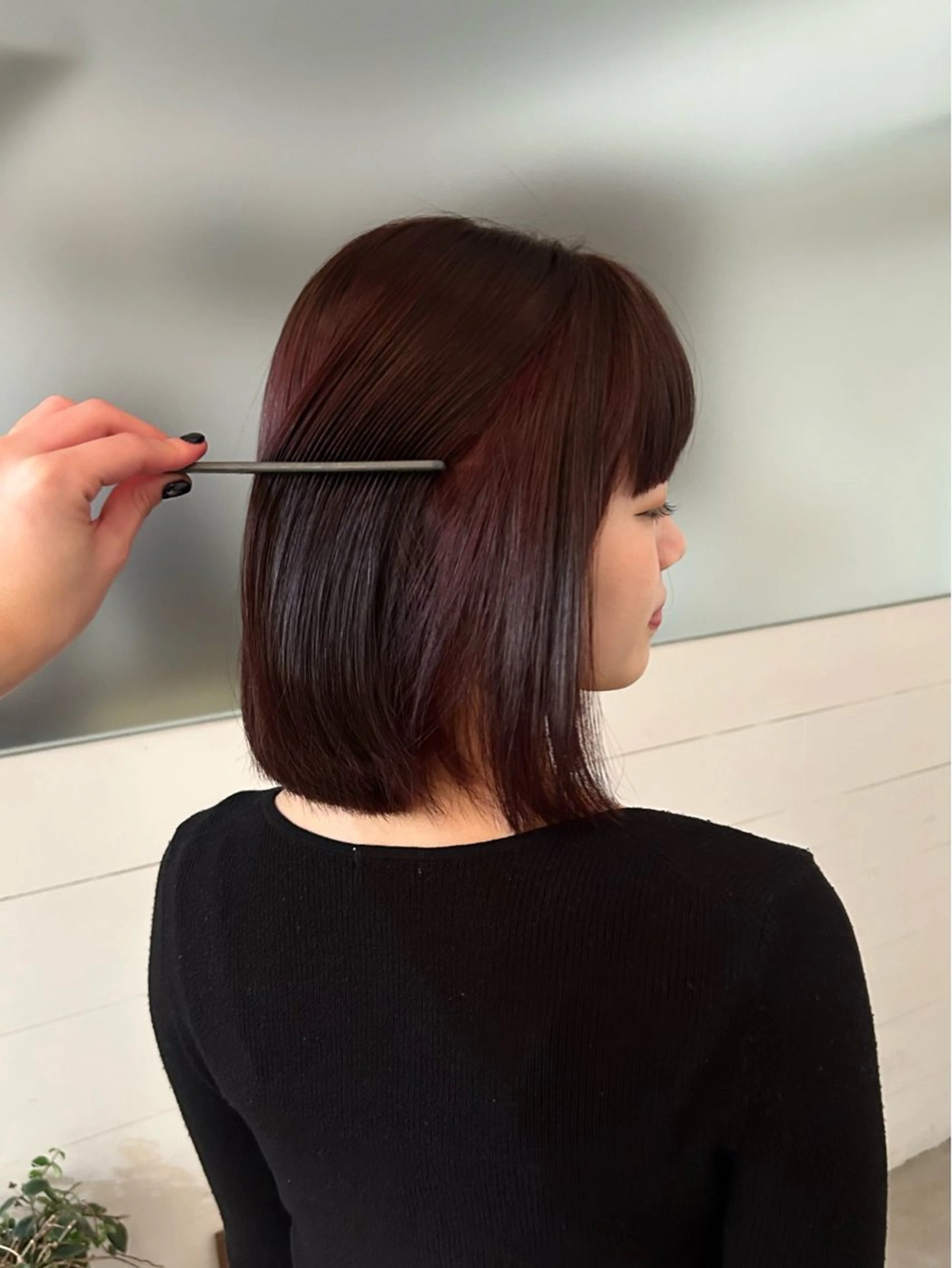 ミディアム ミユウ/ ワンカラーのヘアスタイル