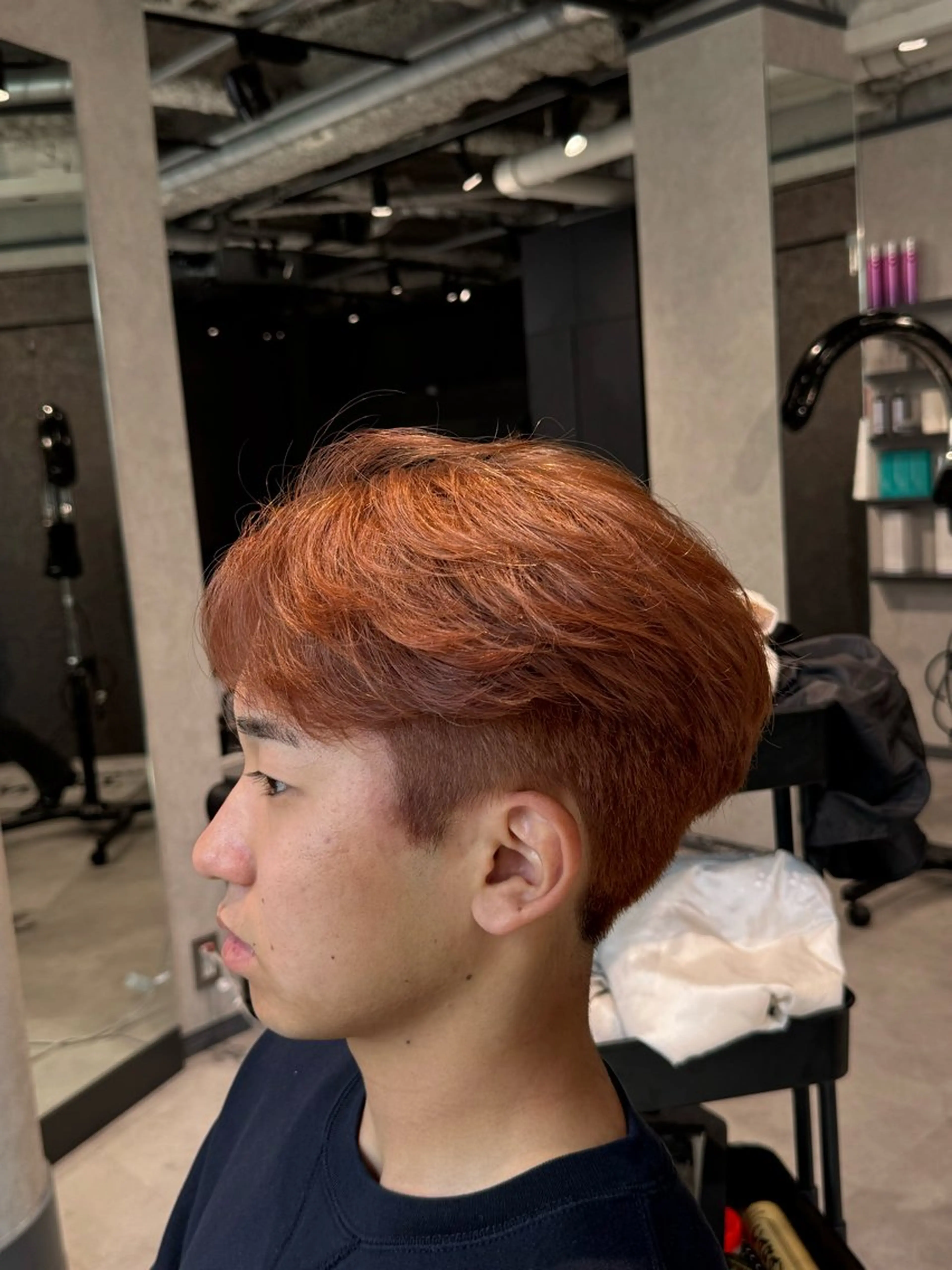 カラー メンズ カット ヘアカラー 韓国特化🇰🇷愁斗 センターパートパーマのヘアスタイル