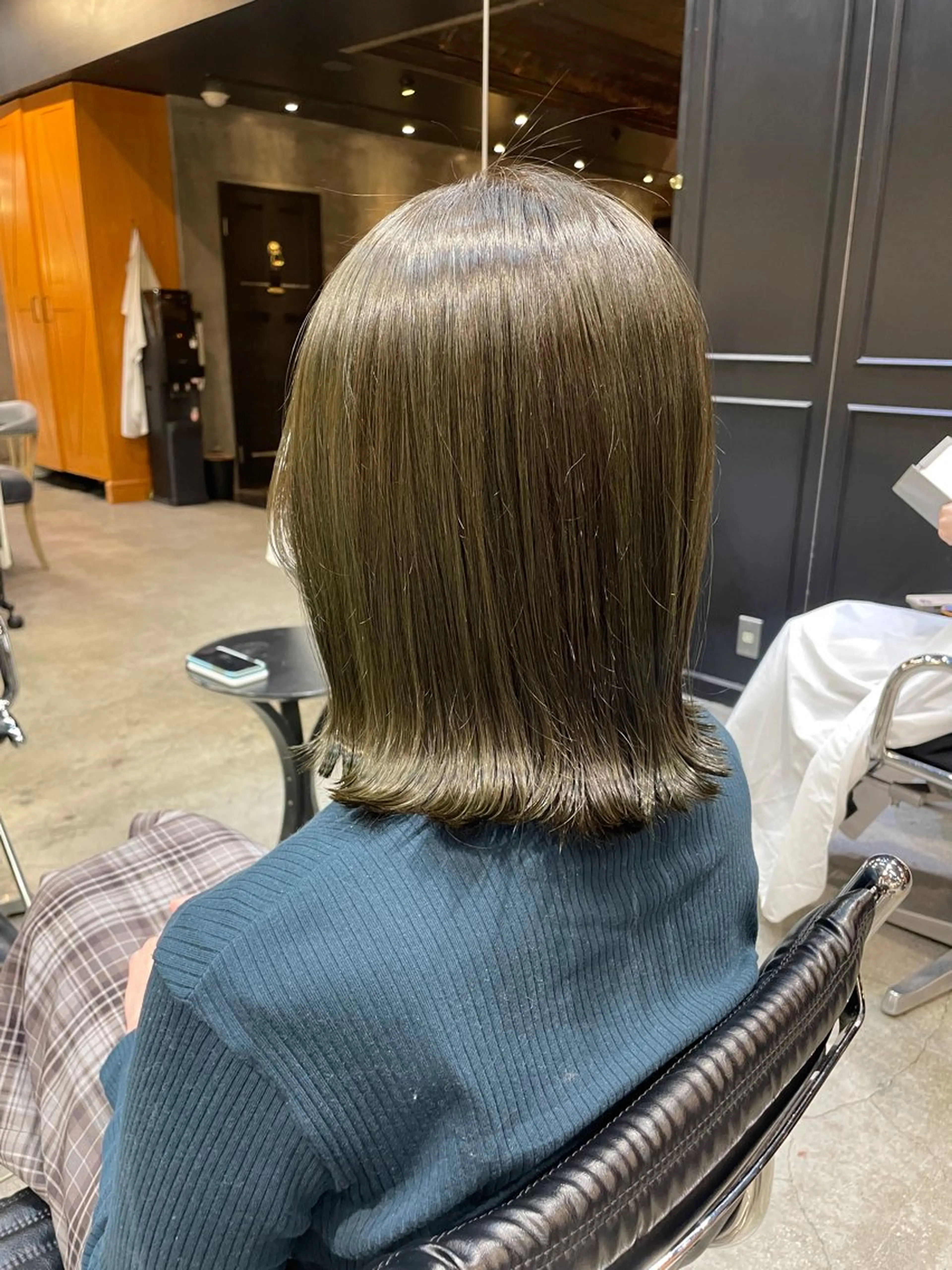ミディアム カラー パーマ ヘアアレンジ レイヤー/ 透明感カラー/マドカのヘアスタイル