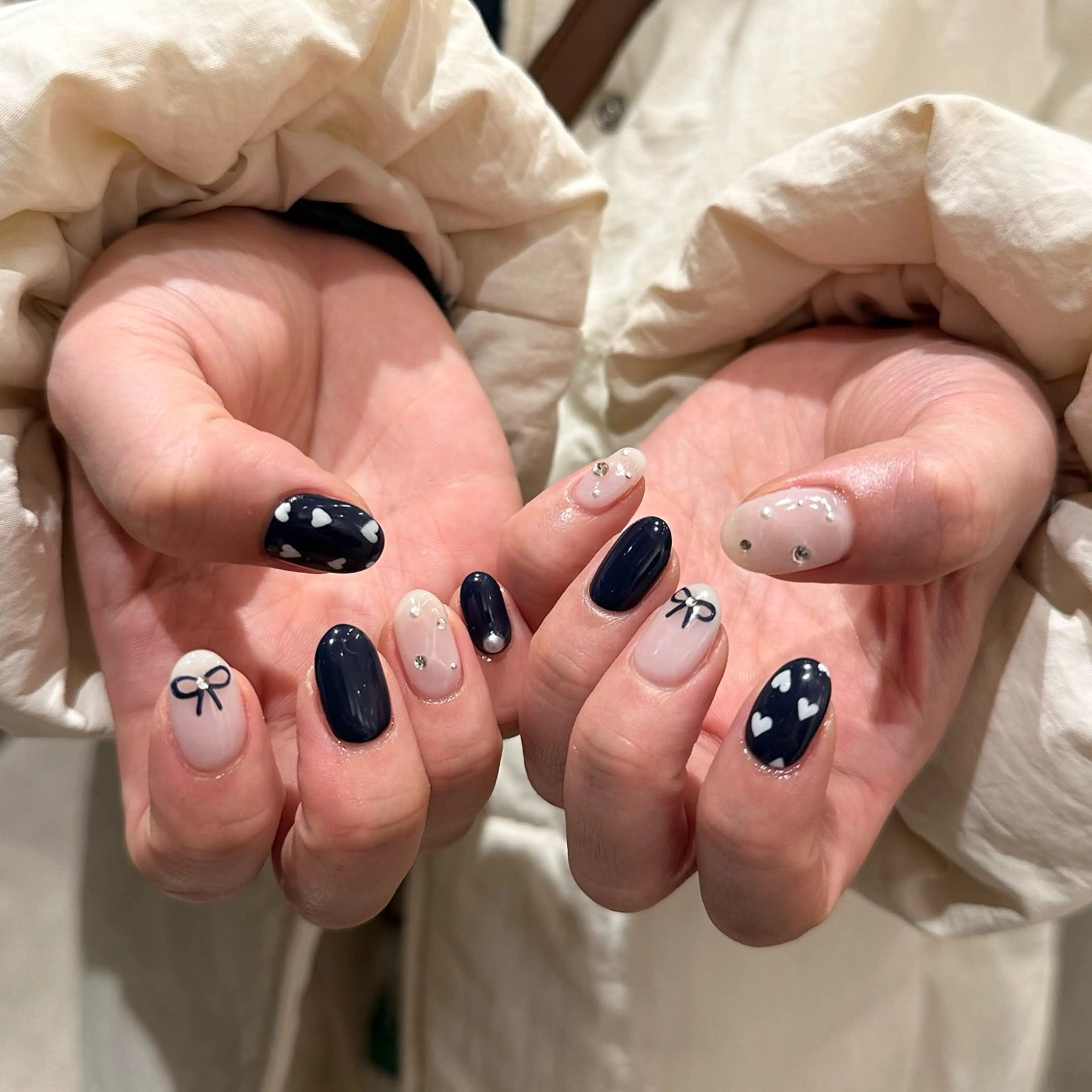 ネイル ジェルネイル 氷ネイル・うるうるネイル 韓国ネイル ラメ(グリッター) ミラーネイル ニュアンスネイル 💅🏻yuuiのネイルデザイン