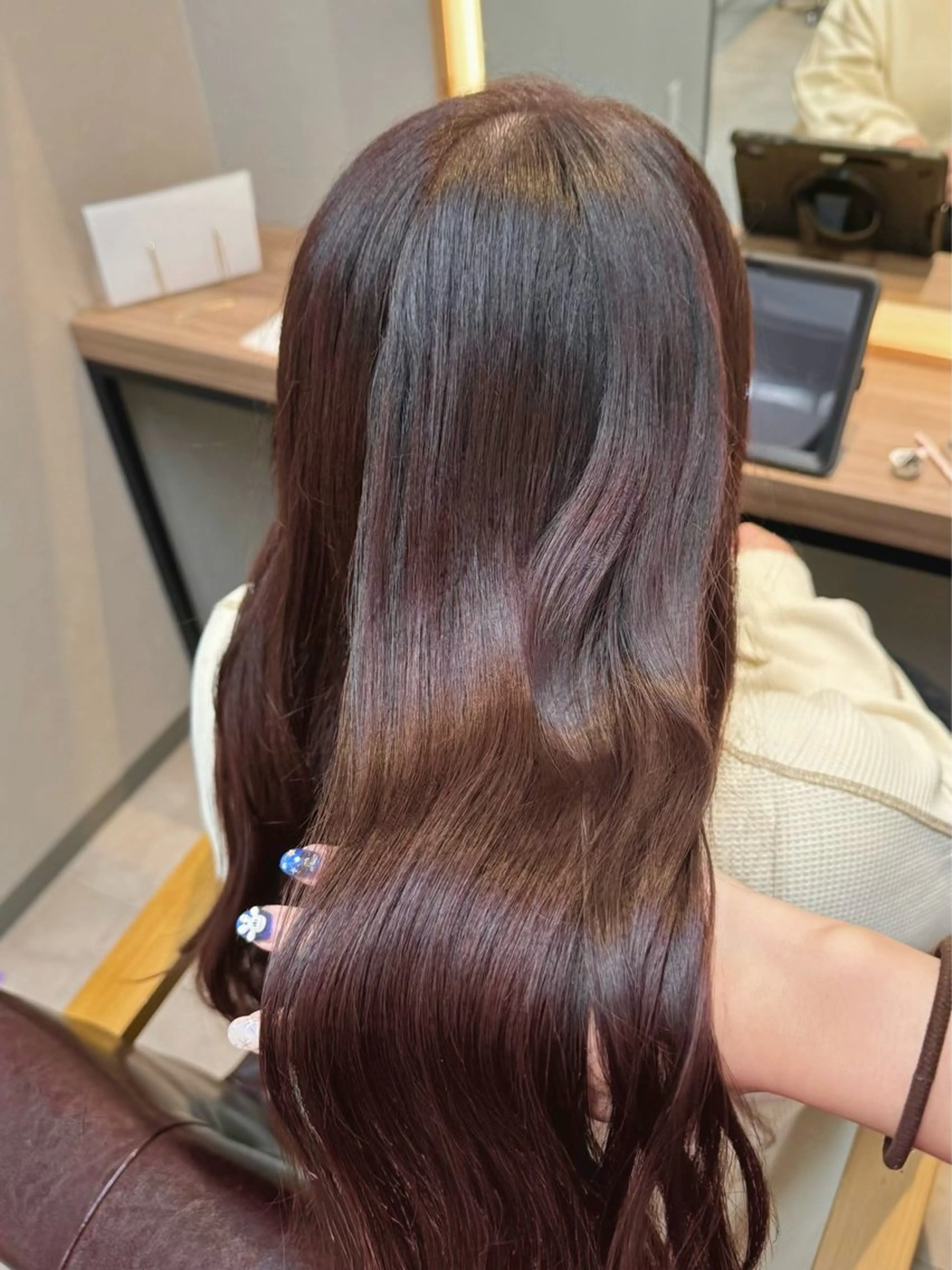 セミロング カラー ブラウンカラー レッドカラー レッドブラウン 髪質改善 ヘアカラー 艶髪カラー/レイヤー 🐣kokoro🌸のヘアスタイル