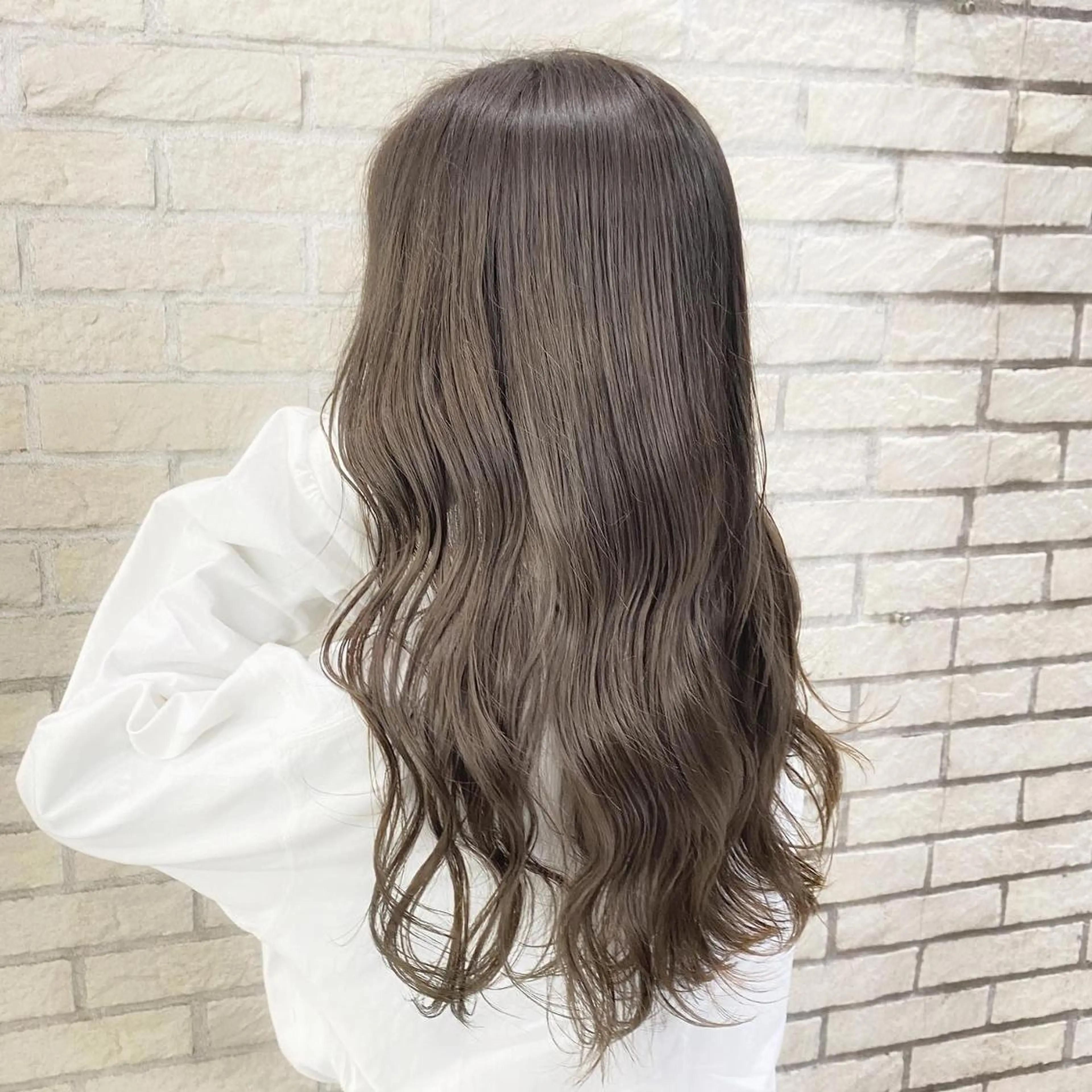 カラー ベージュカラー ブリーチ ブラウンカラー ショコラグレージュ ココアブラウン 艶髪レイヤー屋さん 大澤竜馬のヘアスタイル