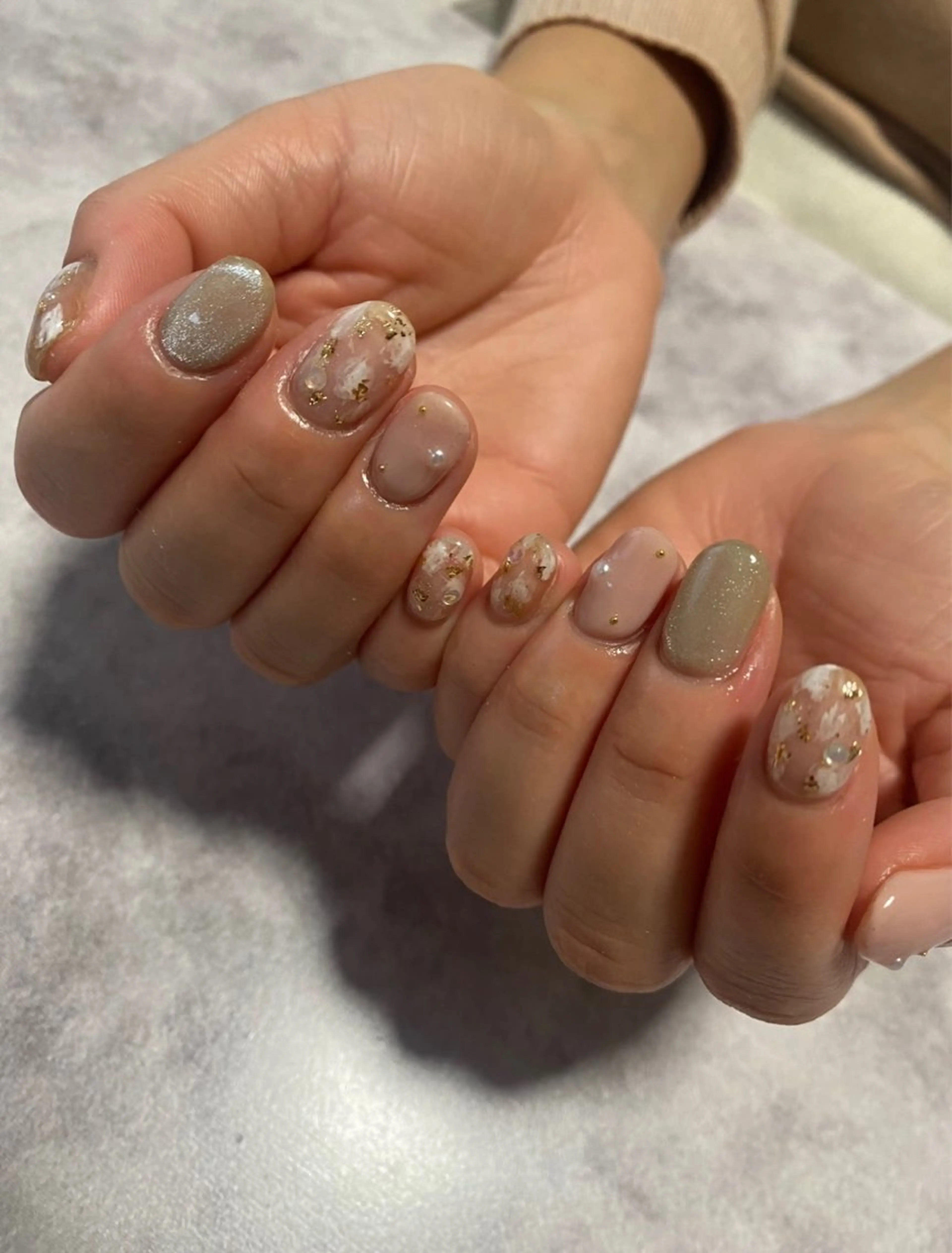ネイル 韓国ネイル ニュアンスネイル 冬ネイル クリスマス ハンドネイル to.所属・to nailのネイルデザイン