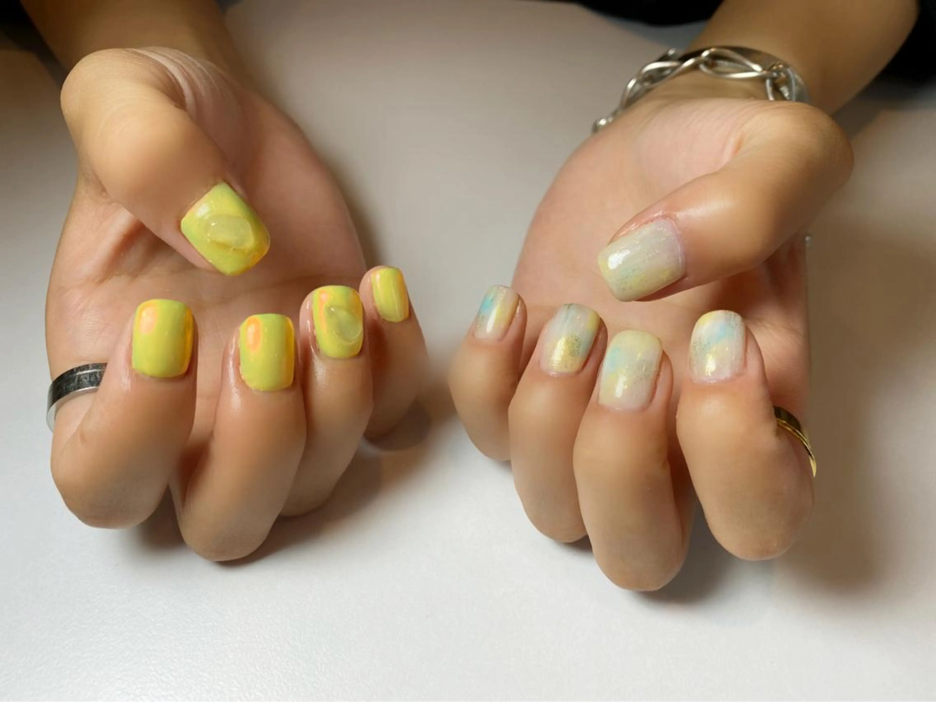 ショート ネイル オーロラネイル ジェルネイル 持ち込み ニュアンスネイル パラジェル 三原 裕紀のネイルデザイン