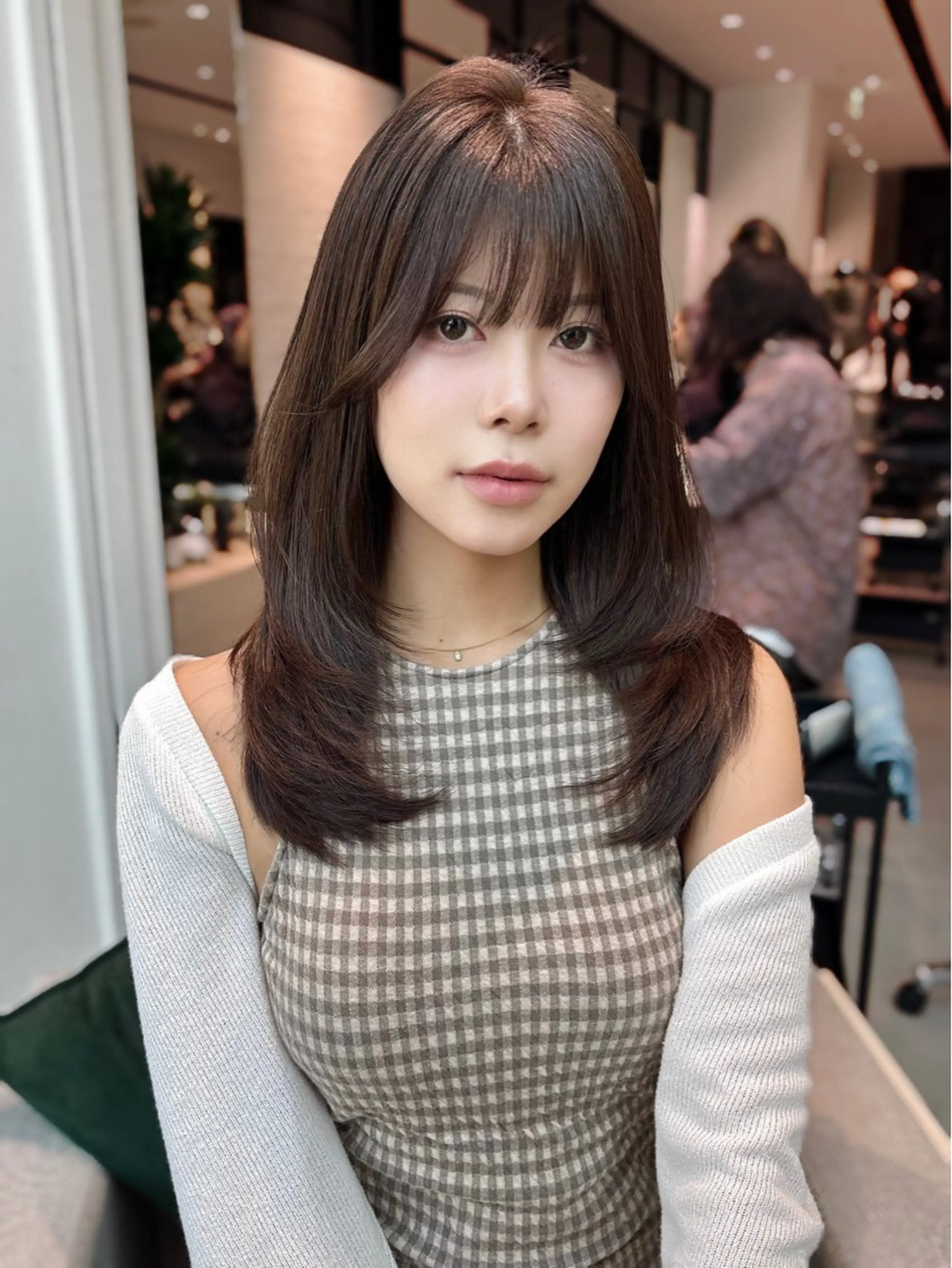 ロング カラー ブリーチ ブラウンカラー 透明感カラー ブリーチなしカラー 韓国風ヘア ヘアカラー トリートメント 銀座/髪質改善/韓国 カラー🍓原田侑依のヘアスタイル