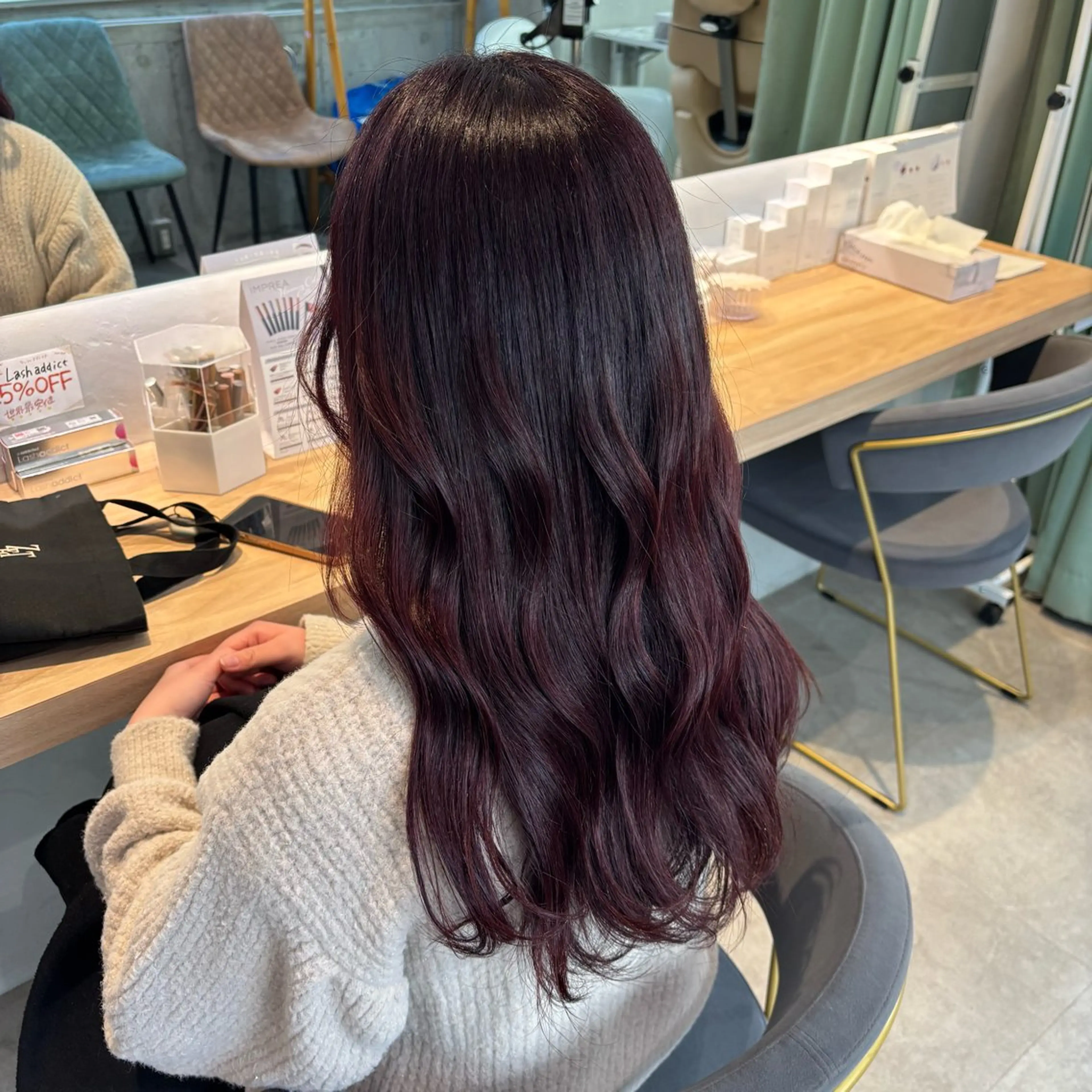 ロング カラー レッドカラー りあの🎀⟡.·* /暖色カラー🍒のヘアスタイル