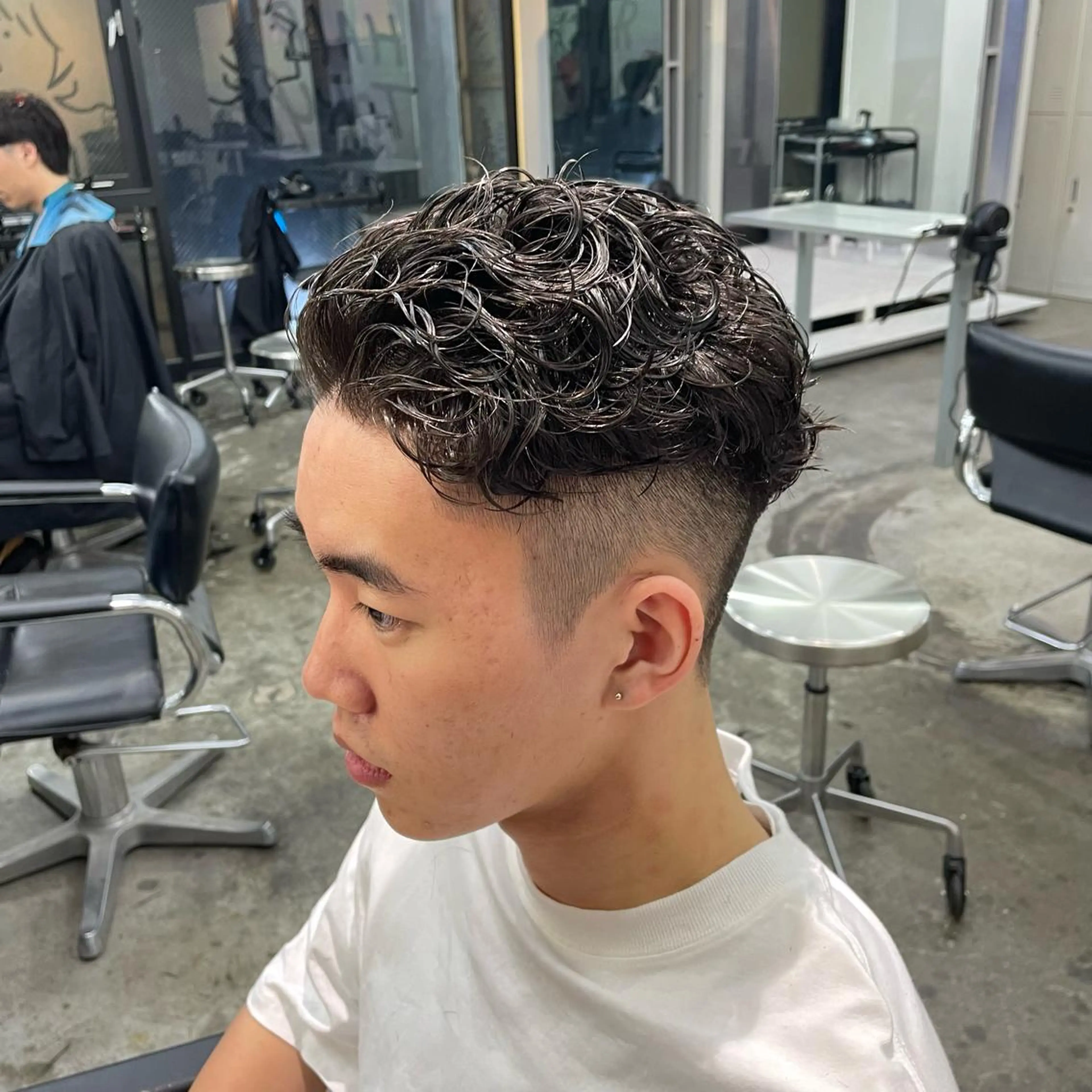 ショート パーマ メンズ メンズパーマ カット パーマ メンズ特化美容師/ 藤戸 椋のヘアスタイル