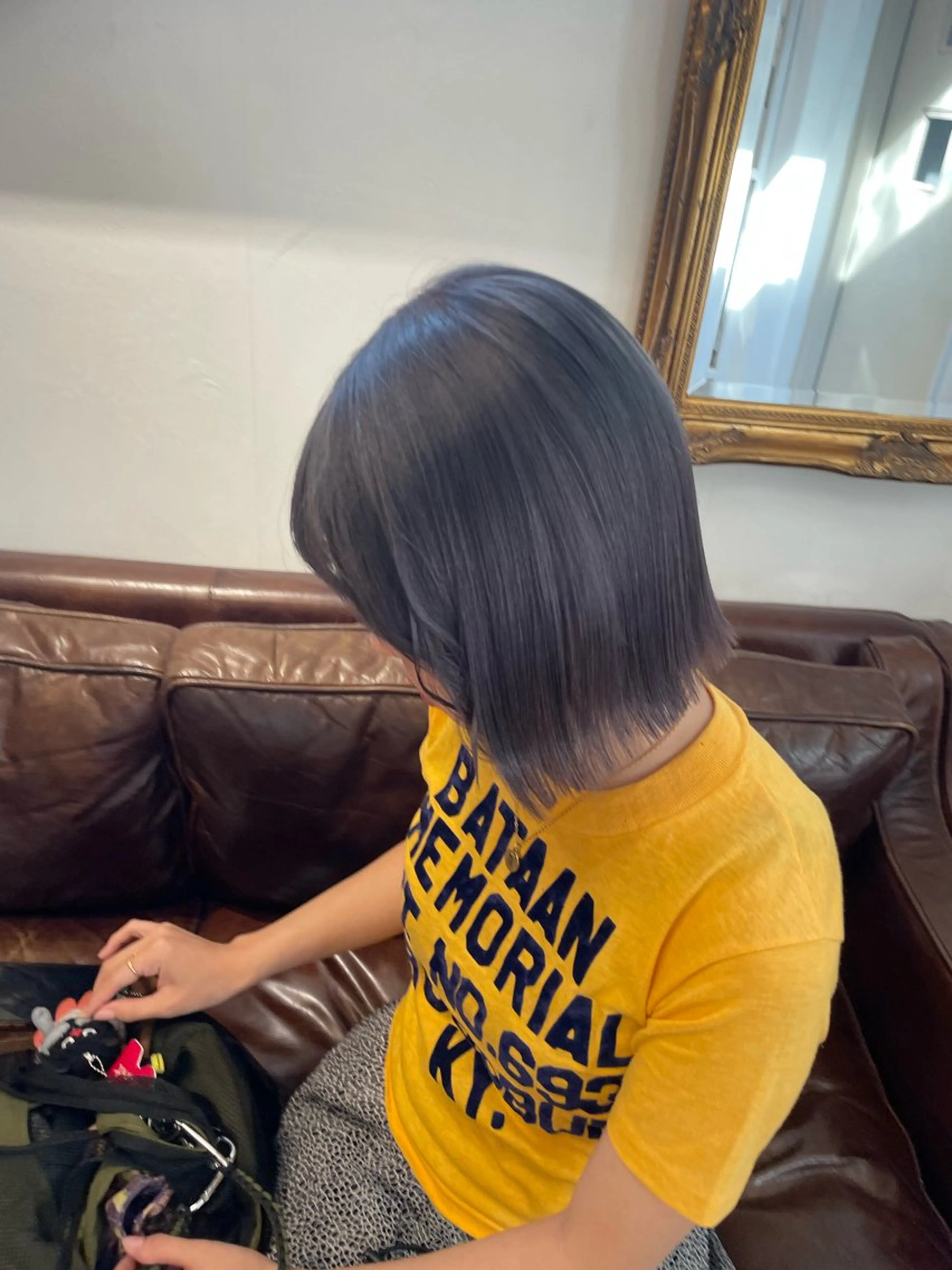 ショート カラー ミルクティー× グレージュMOMOのヘアスタイル