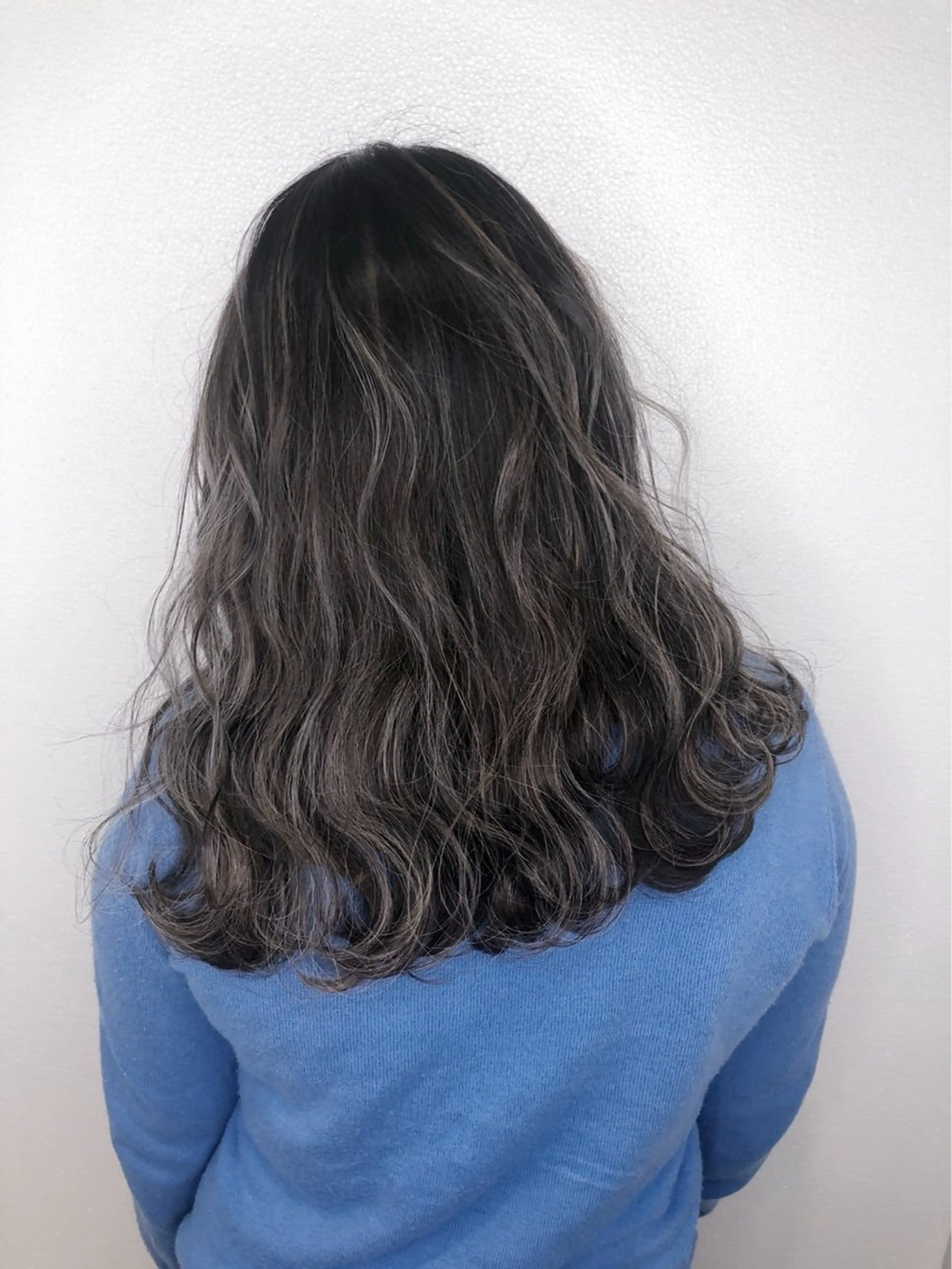 🔹美髪整形トリートメント＋髪質改善カラー＋白髪ぼかしハイライト＋カット¥12000の写真