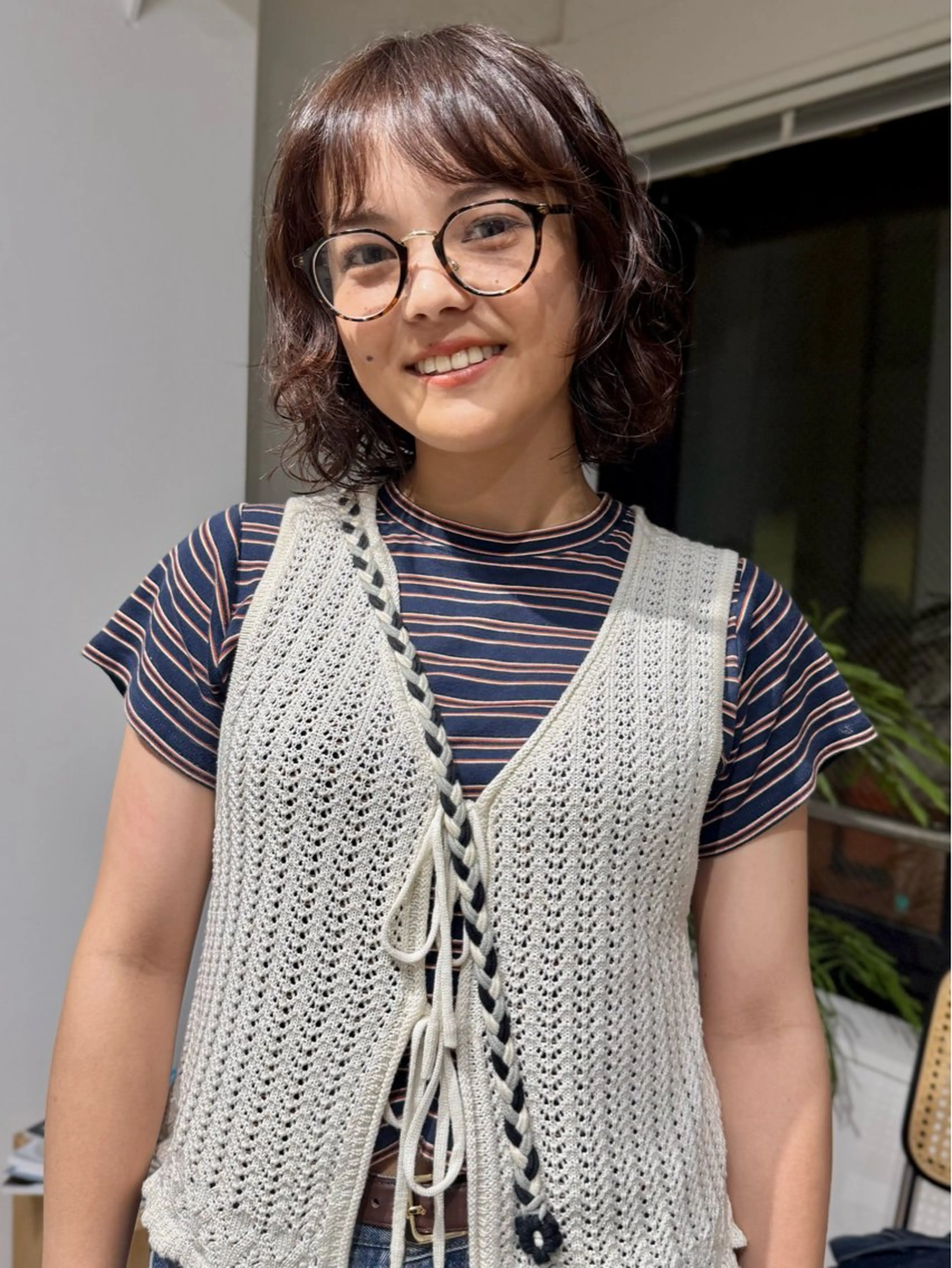 ミディアム カラー パーマ 千堂 真由のヘアスタイル