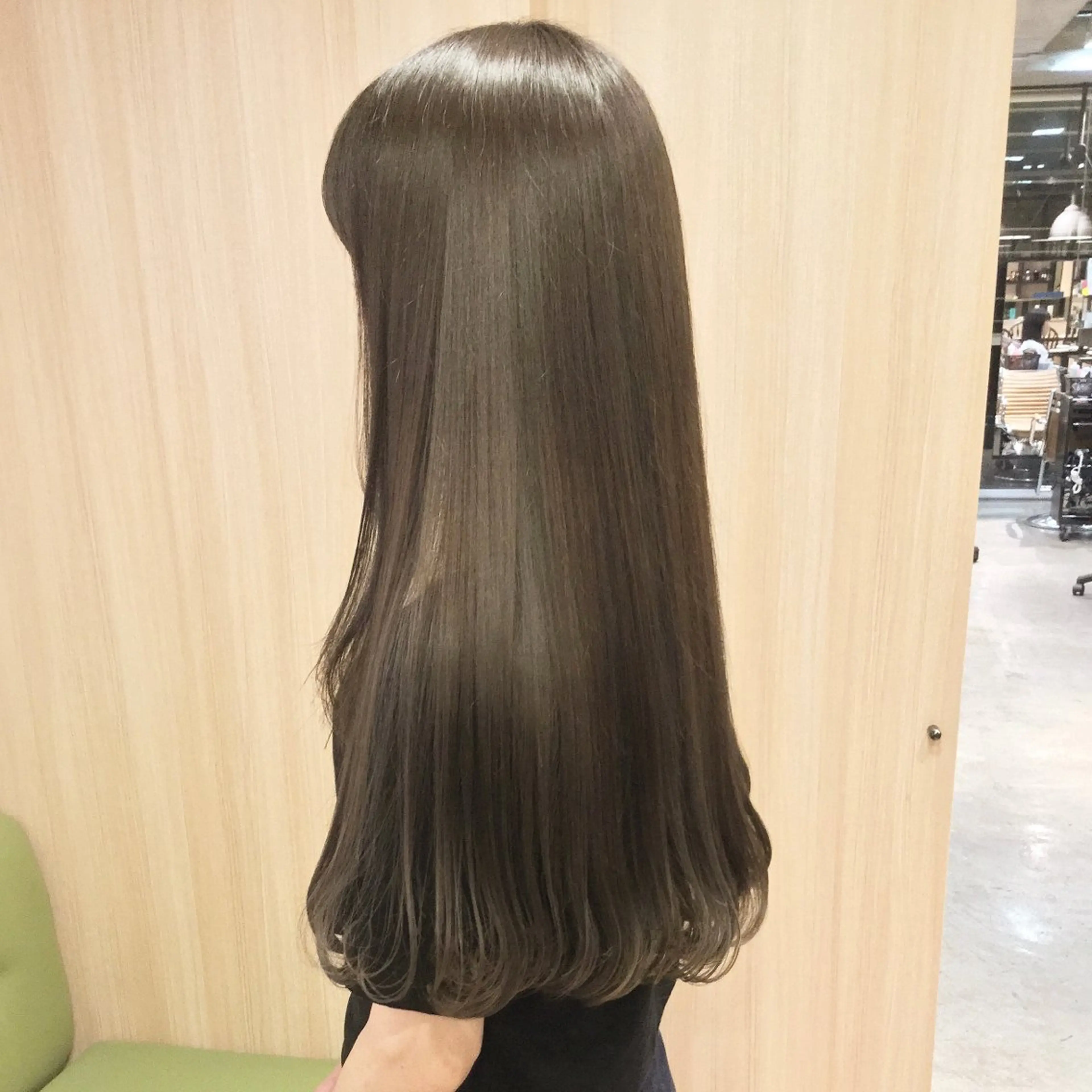 ロング ヘアカラー 小杉真央 🕊🫧のヘアスタイル