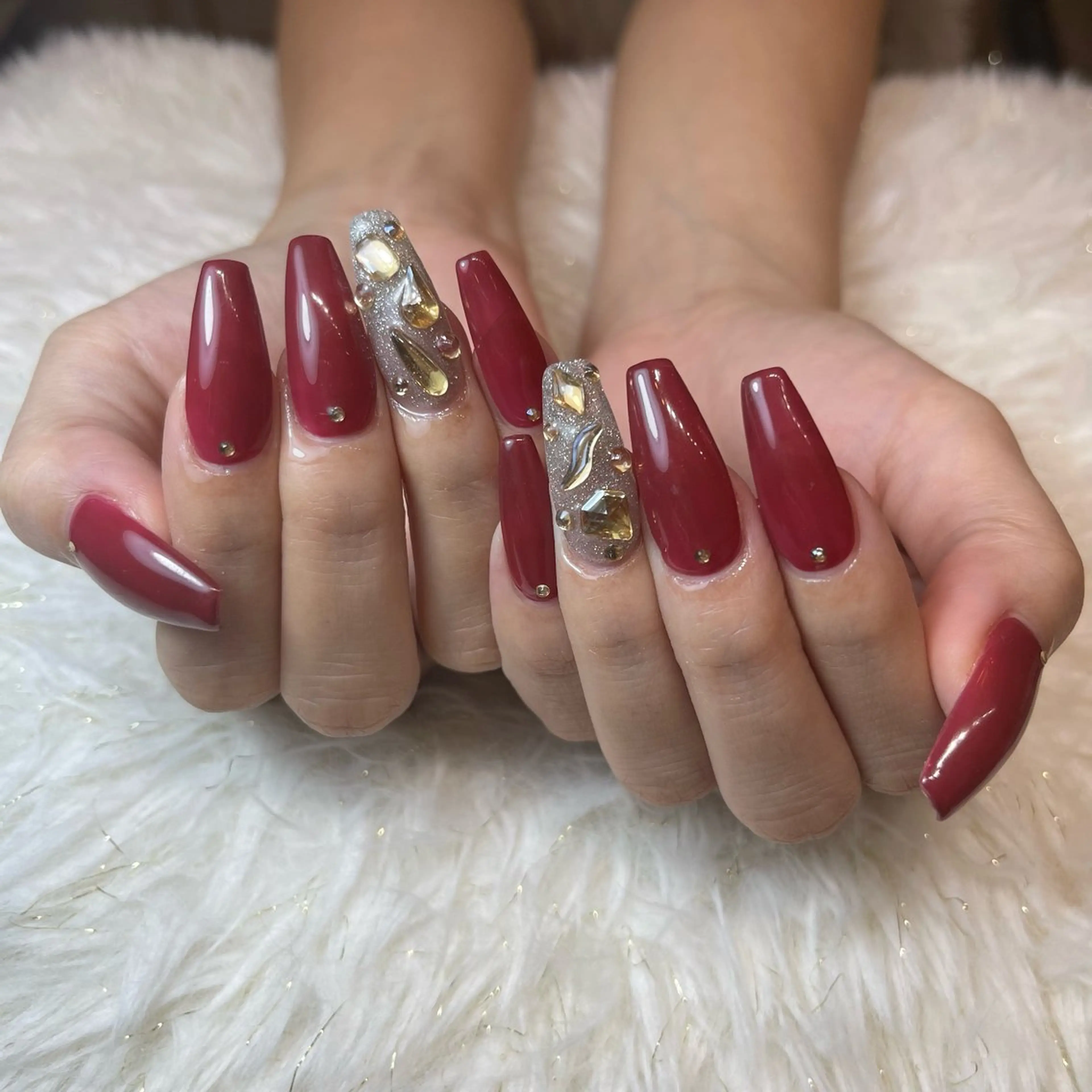 ネイル ボルドー ハンドネイル salon de Tiara 碧のネイルデザイン