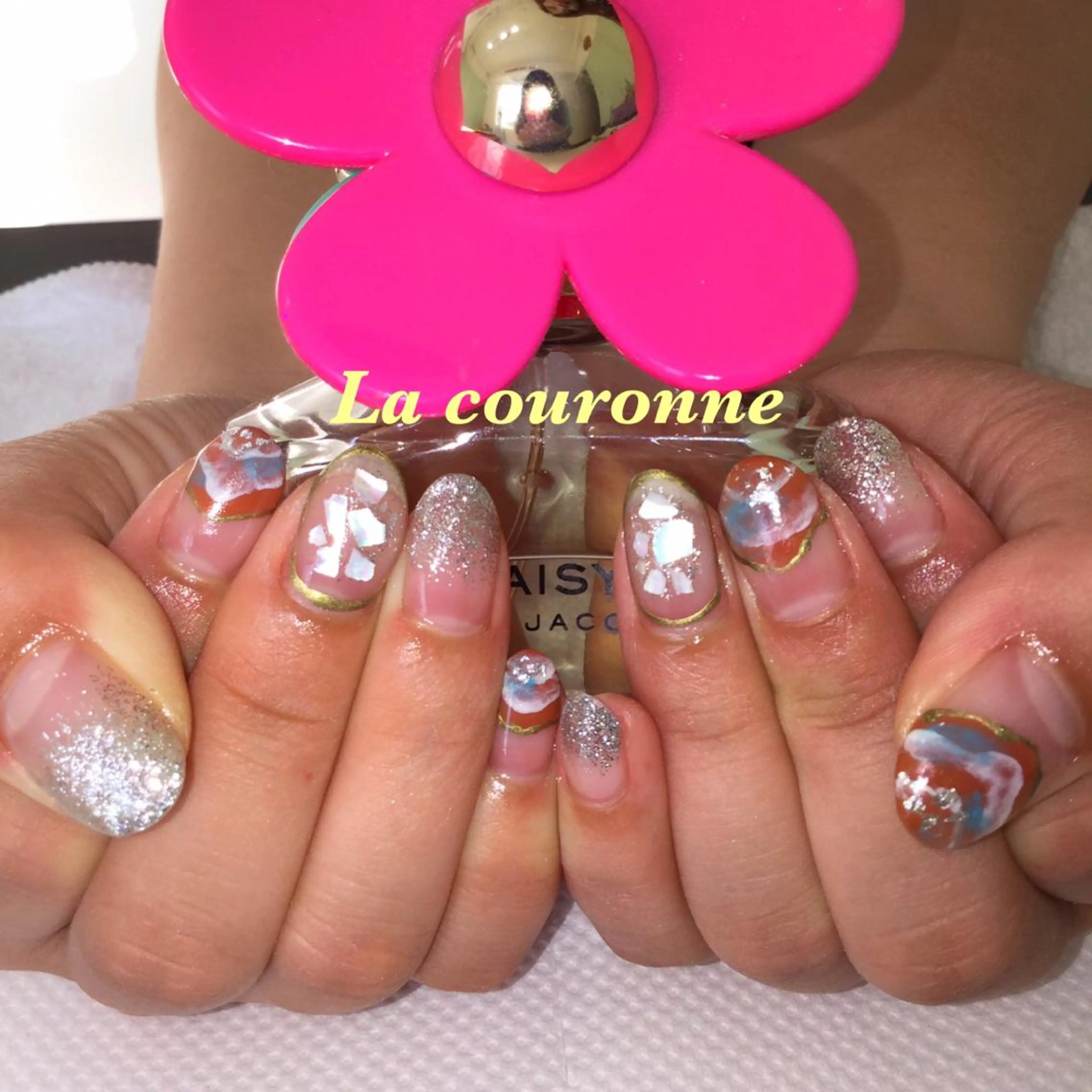 ネイル ハンドネイル Lacouronne NATSUMIのネイルデザイン