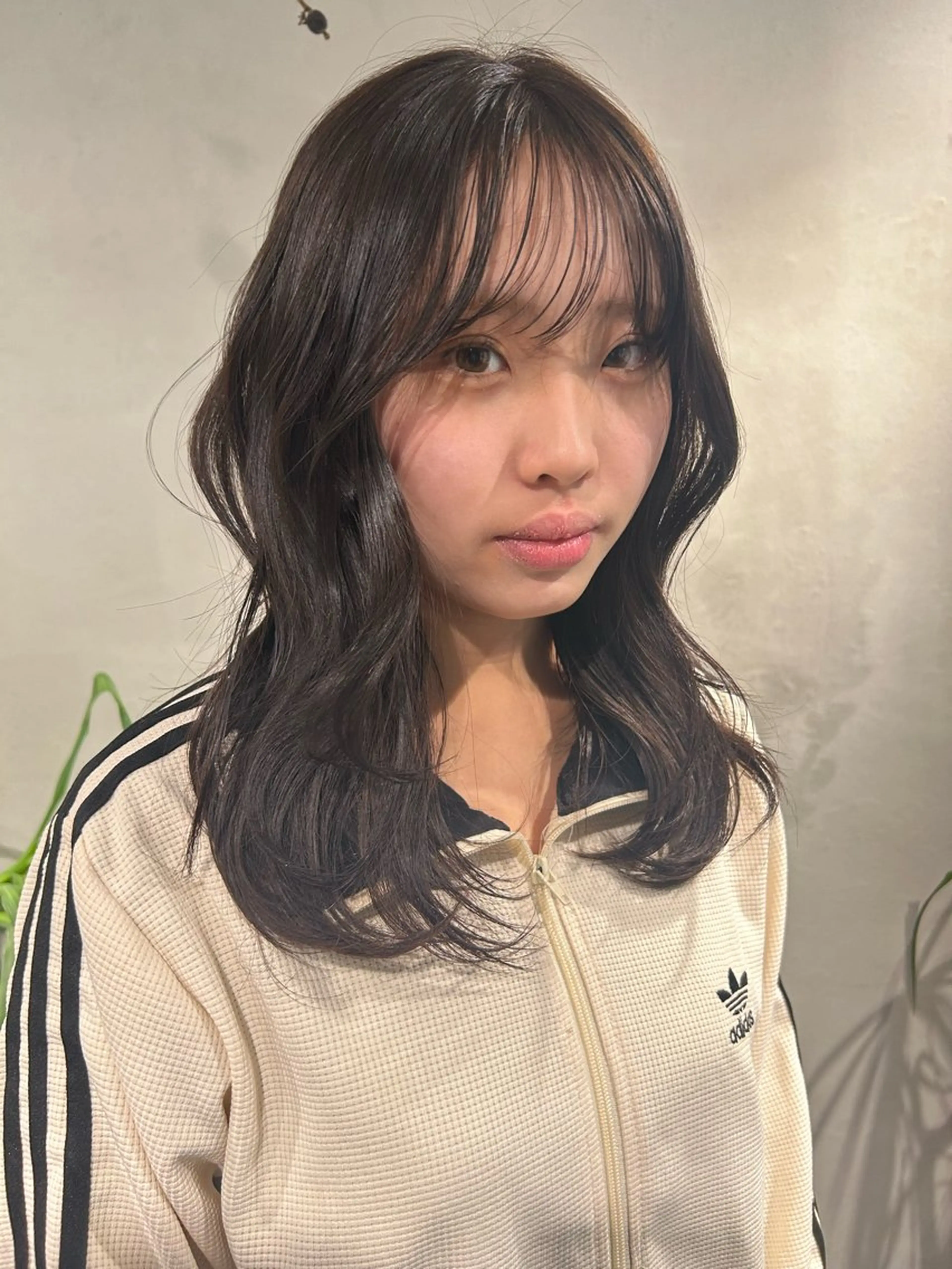 ミディアム カラー 透明感カラー 韓国風ヘア Riches by ENVY 西宮北口【リシェス バイ エンヴィー】所属・カラーリスト IKUHOのヘアスタイル