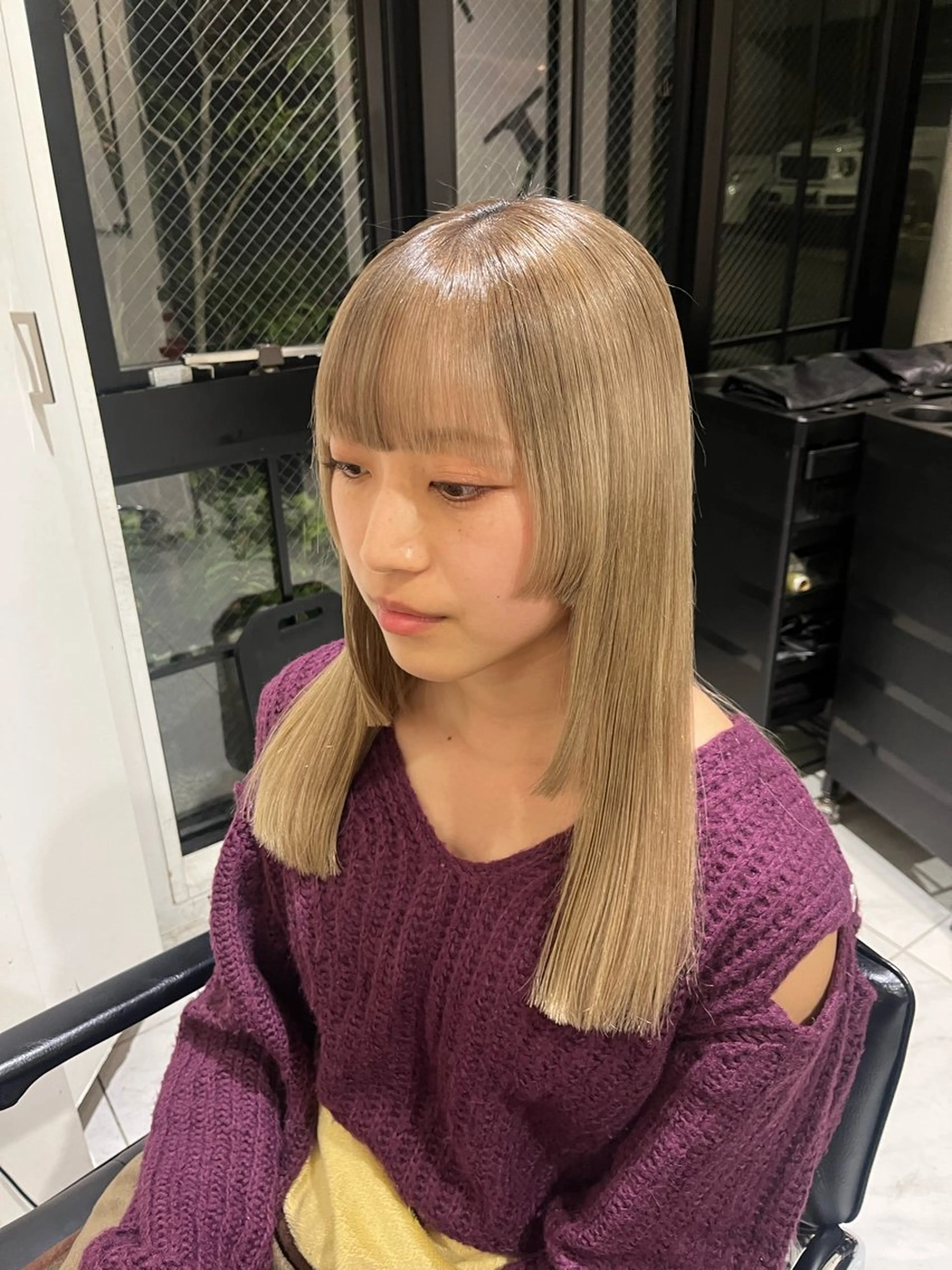 ロング 姫カット ナミ🩶暗髪/暖色 ❤️/透明感/縮毛のヘアスタイル