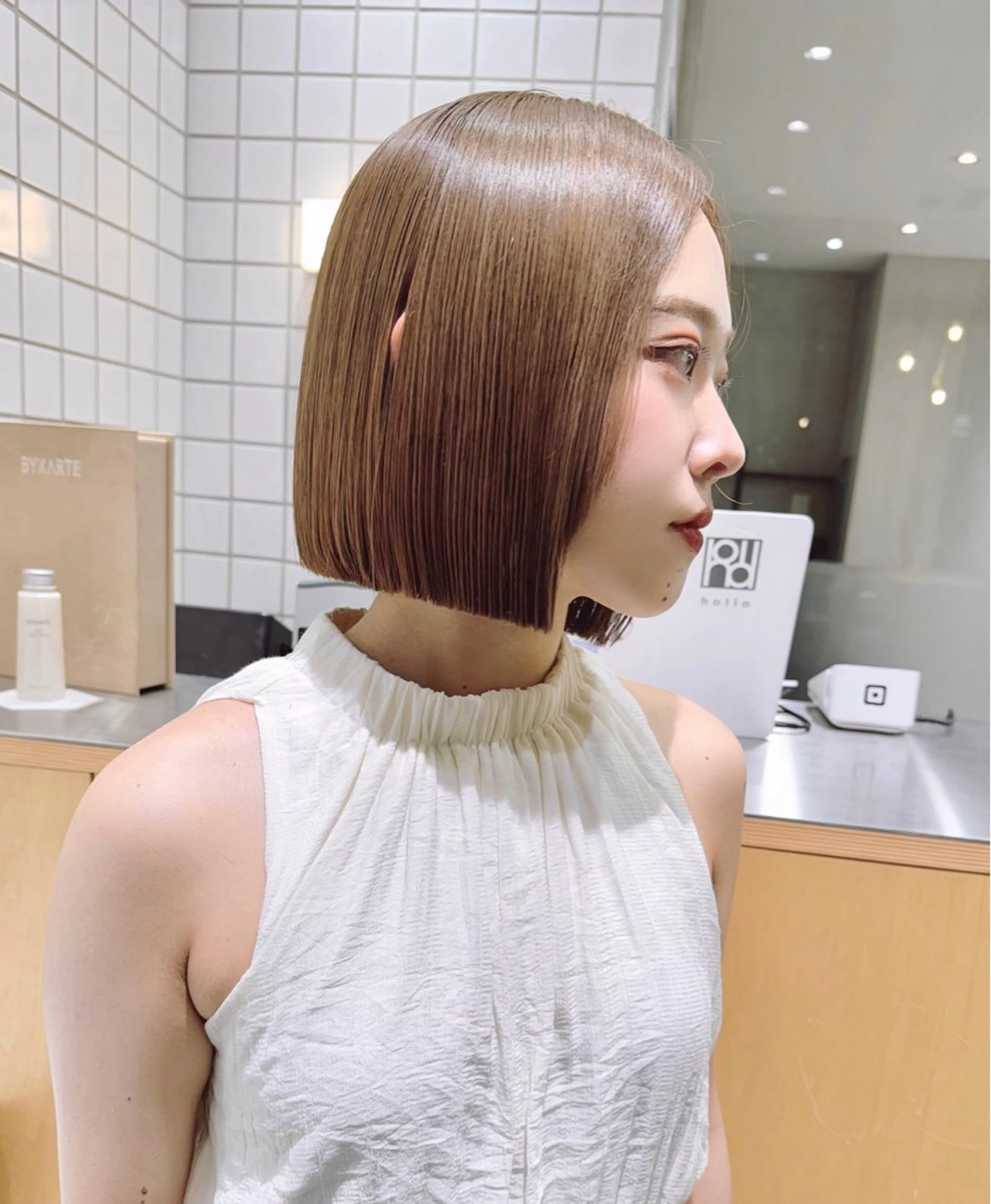 ショート ボブ 顔まわりレイヤー 顔周りカット レイヤーカット 外ハネヘア カット 縮毛矯正 トリートメント hollo渋谷所属・🇰🇷タッセルボブ /DAIKIのヘアスタイル