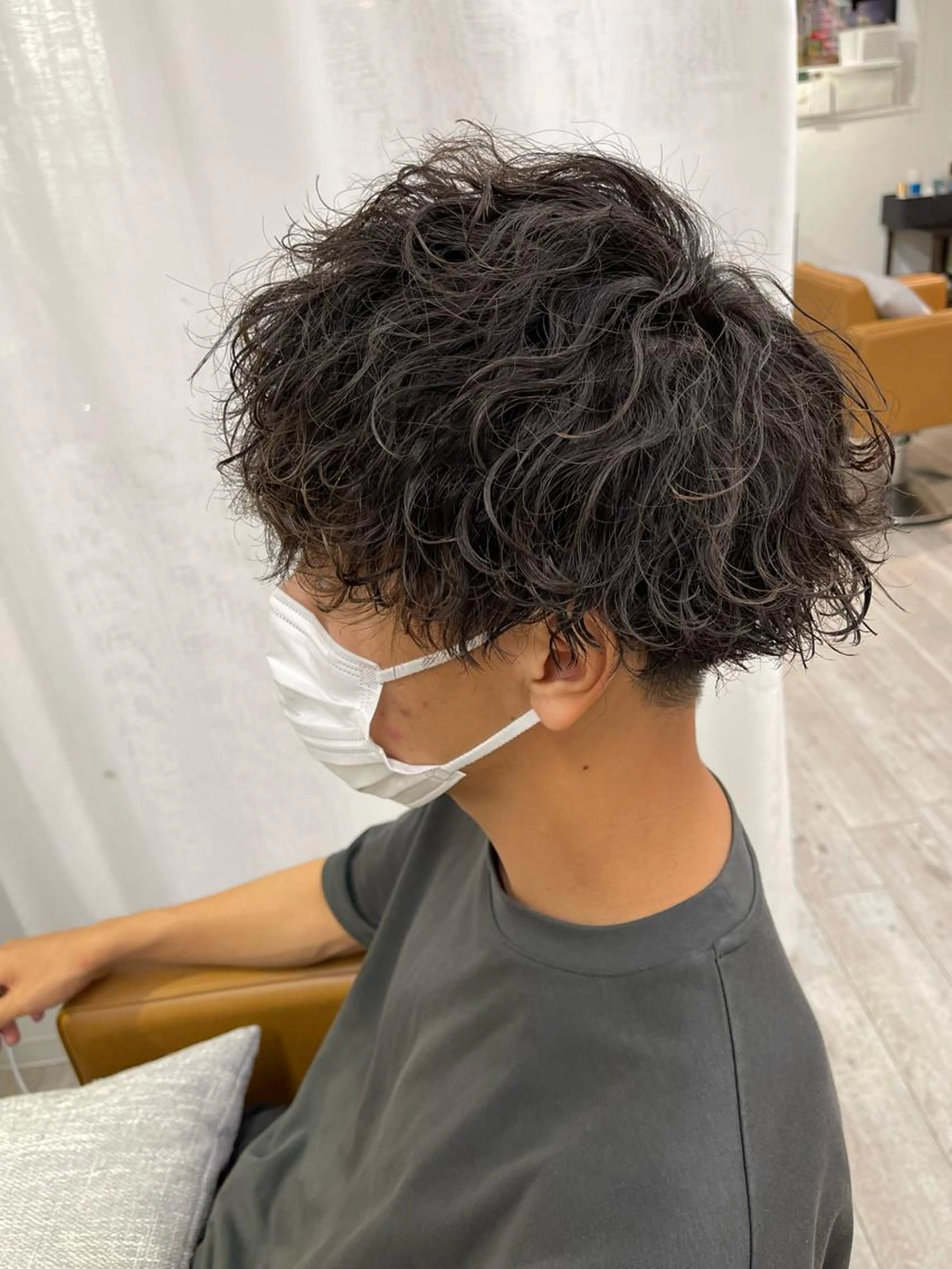 【遊び感で更にカッコよく‼️】メンズカット×波巻きパーマ×トリートメントの写真