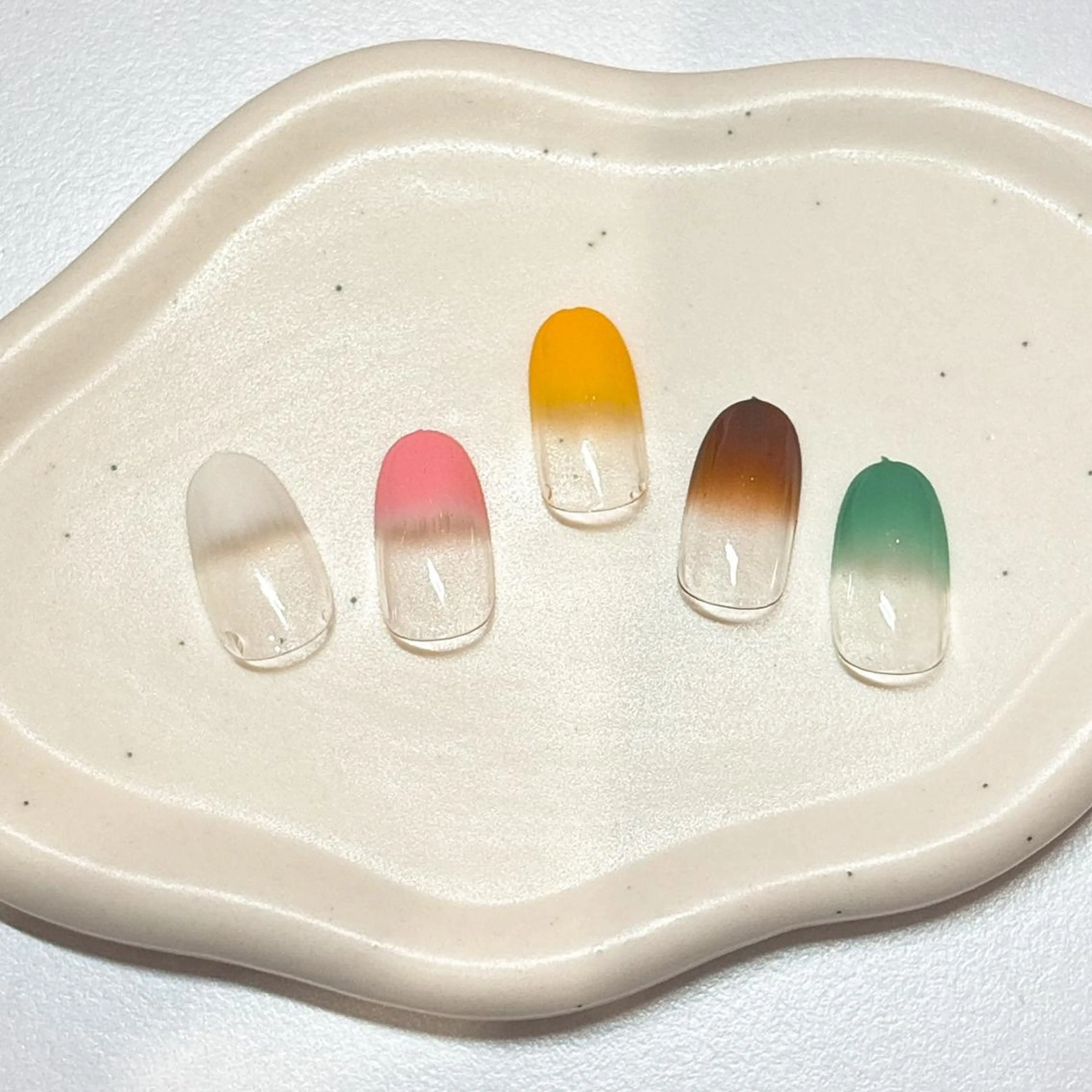 ネイル she saw me / shokoのネイルデザイン