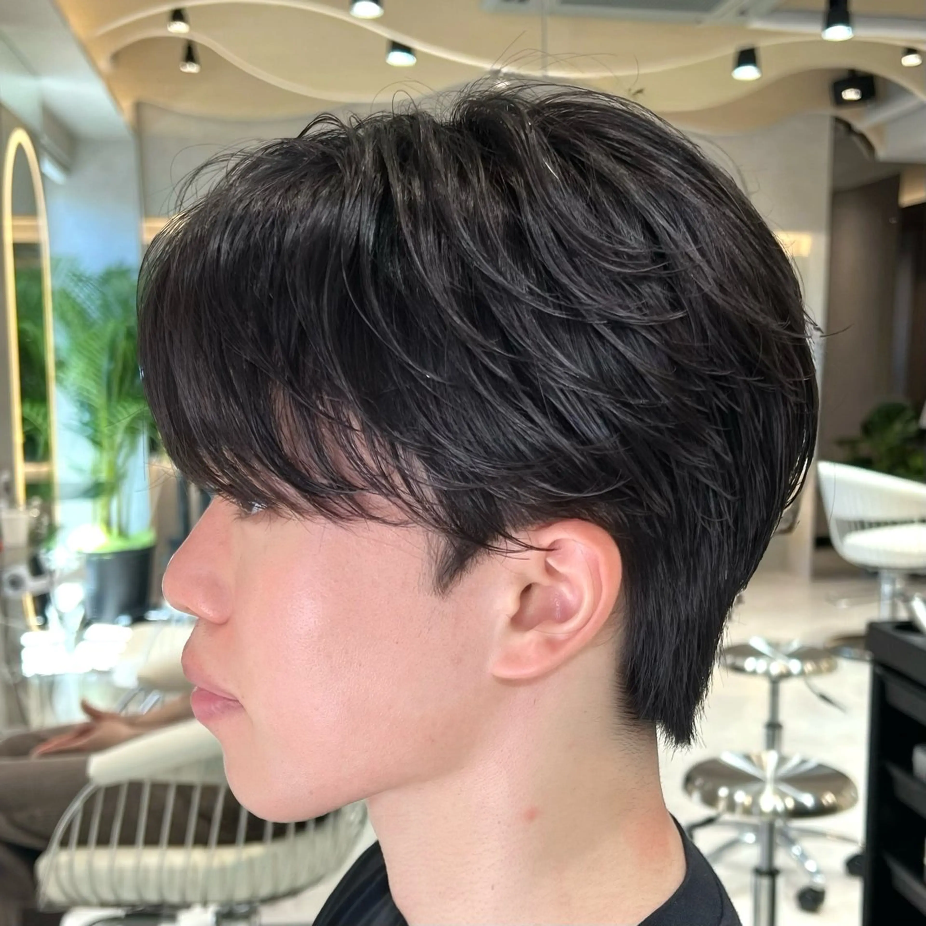 パーマ メンズ メンズブリーチ ダウンパーマ メンズハイトーン カルマパーマ メンズ韓国風 カット パーマ 《メンズ特化》韓国風 パーマ/千原涼麻のヘアスタイル