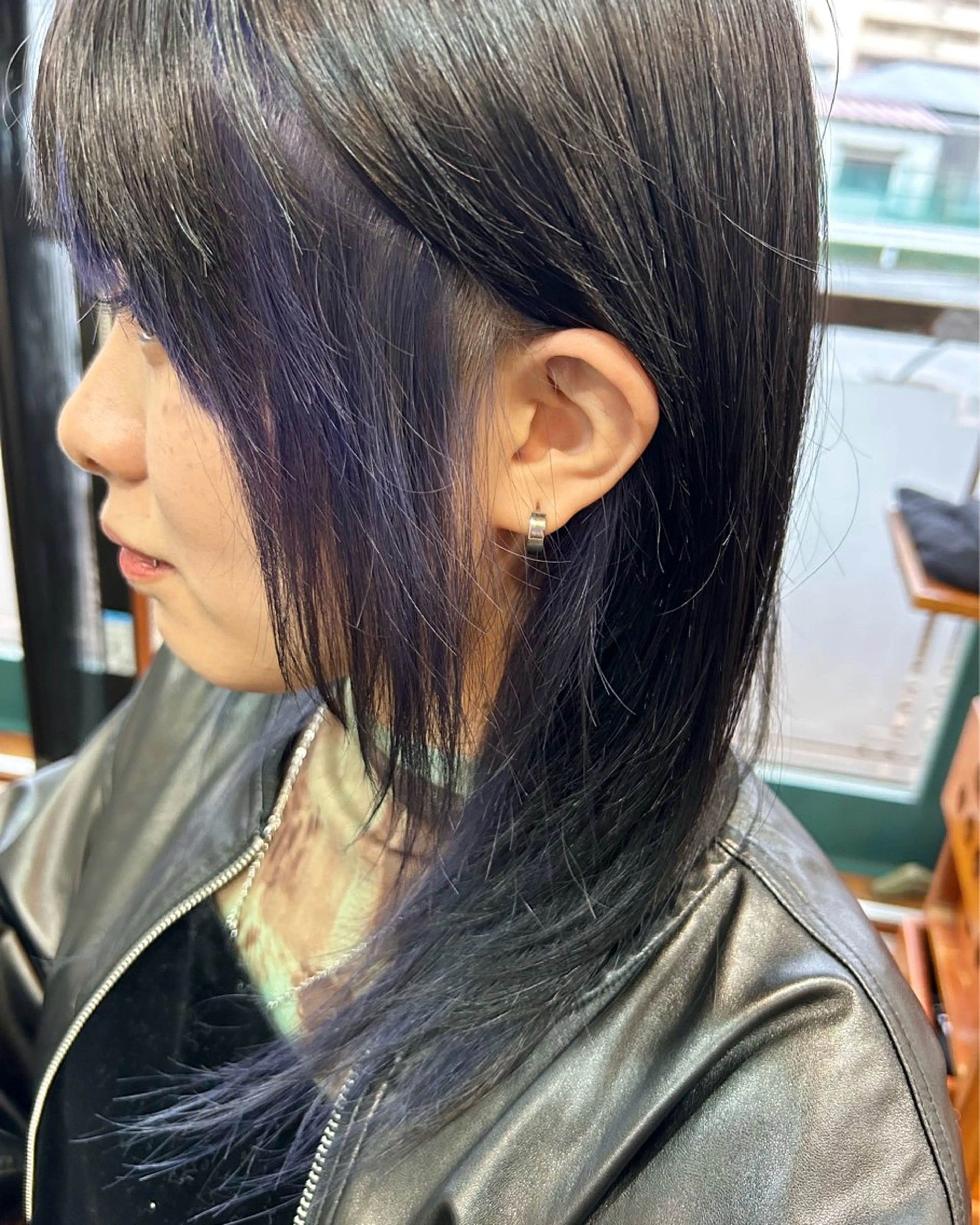 カラー ブルーカラー ブルーバイオレット インナーカラー バイオレットカラー 坂本 瑞季 🤍 髪質改善のヘアスタイル