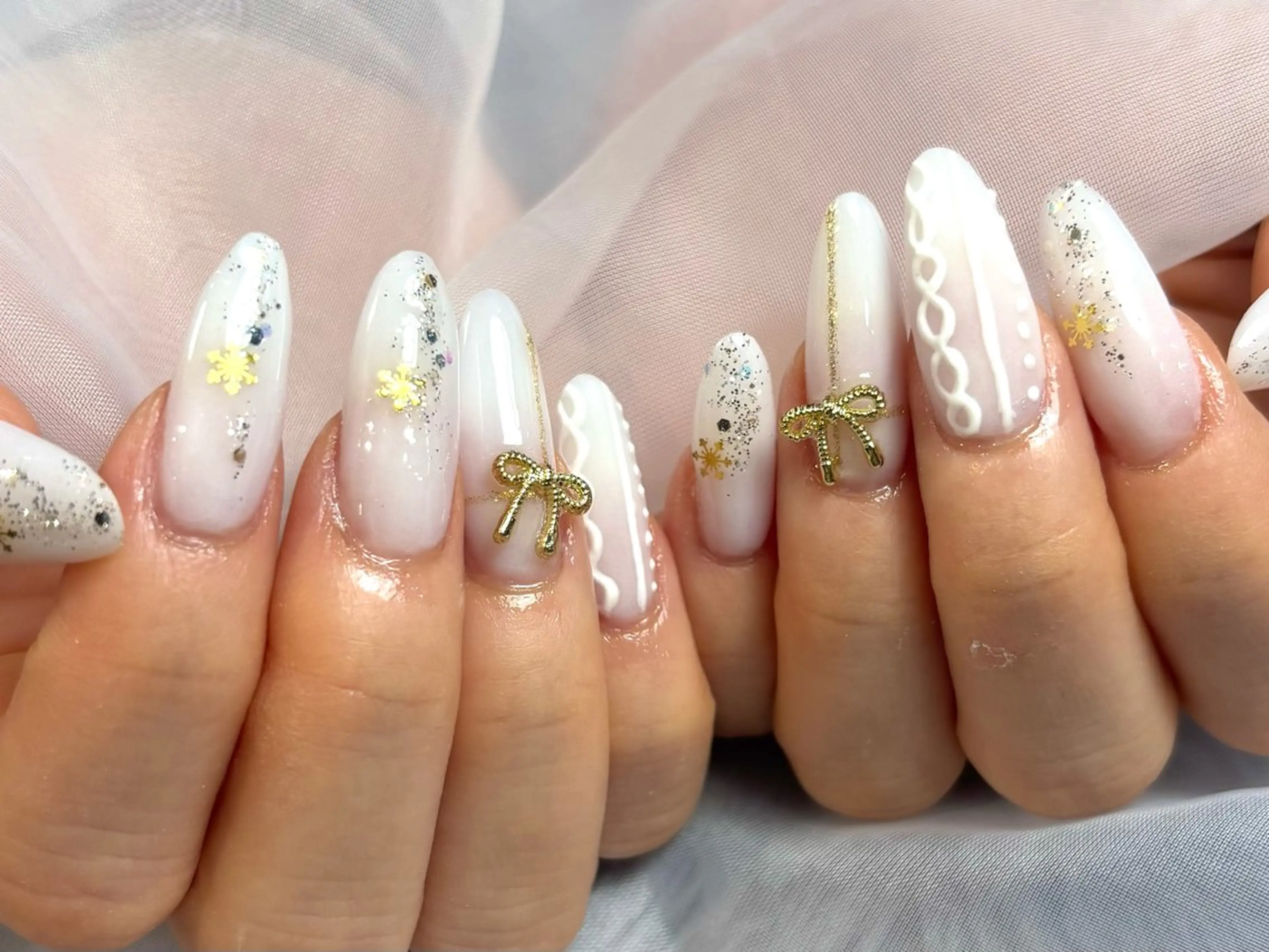 ネイル アートネイル 長さ出し キラキラネイル リボン スカルプネイル Salute本店 🦋仲原里佳のネイルデザイン