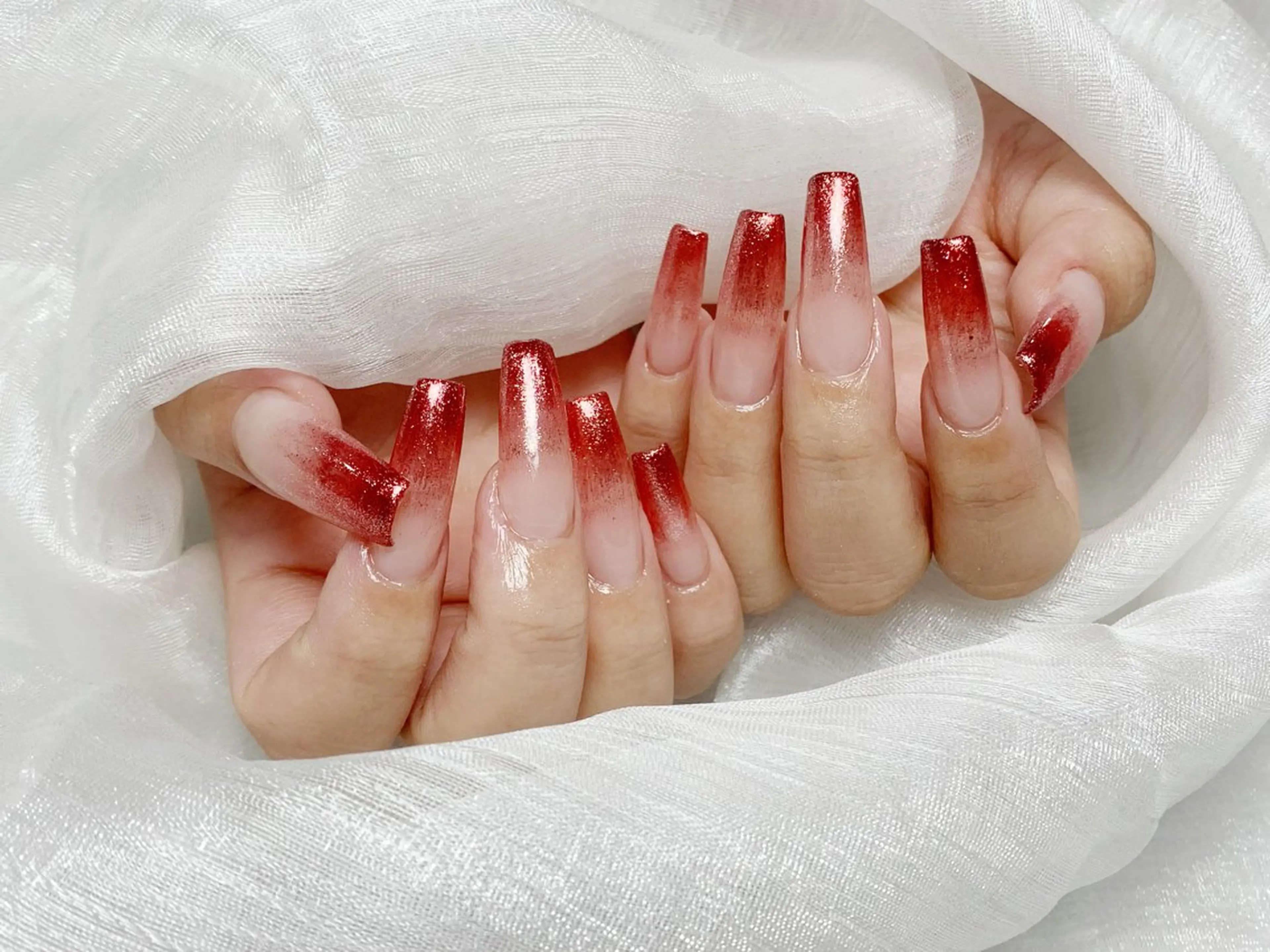 ネイル グラデーション ラメ(グリッター) U·Mi nail salon所属・U·Mi 上野御徒町容のネイルデザイン