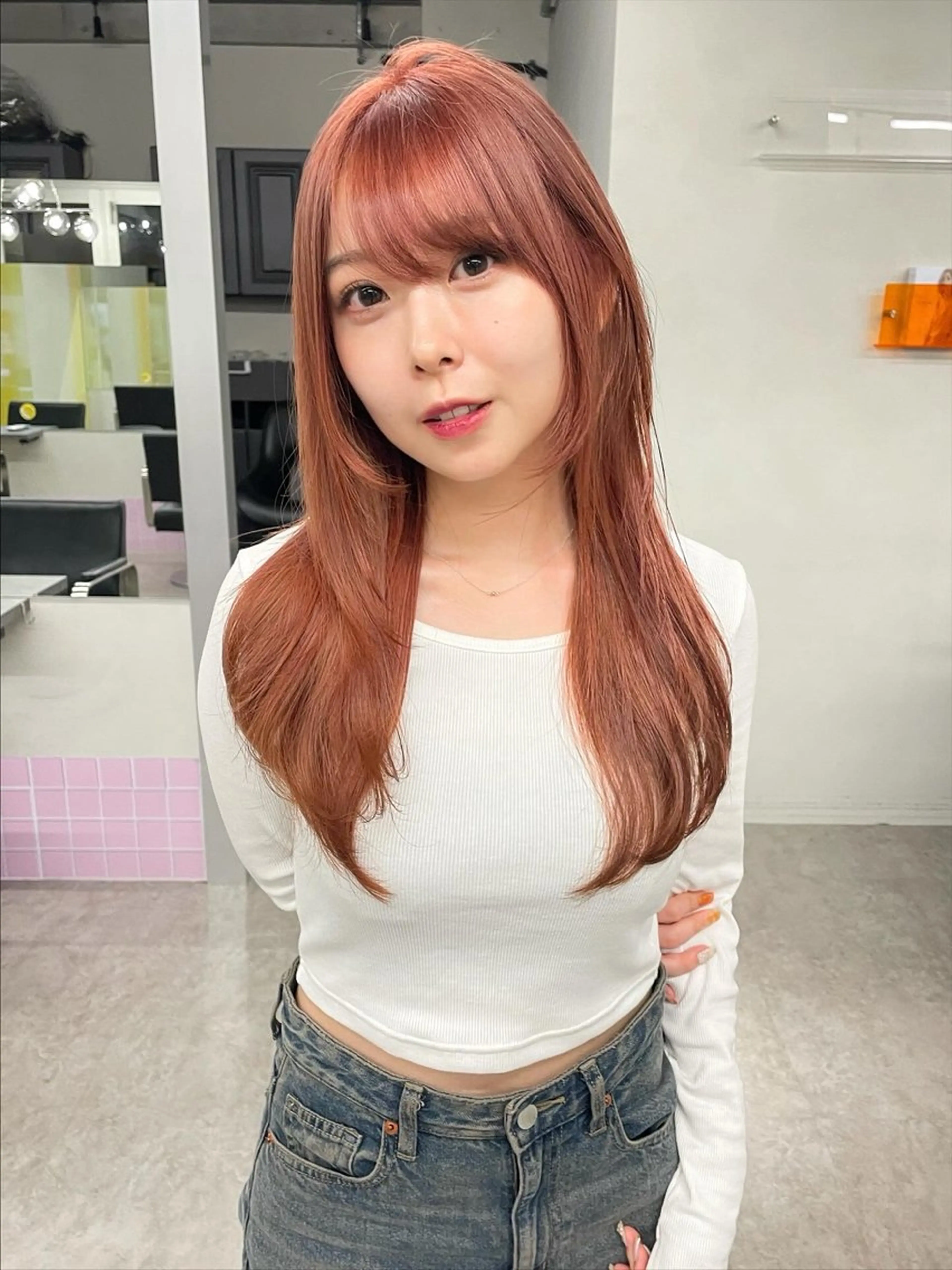 セミロング カラー ブリーチ ブラウンカラー 透明感カラー ダブルカラー オレンジ ヘアカラー ブリーチ/レイヤー 💕/momoaのヘアスタイル