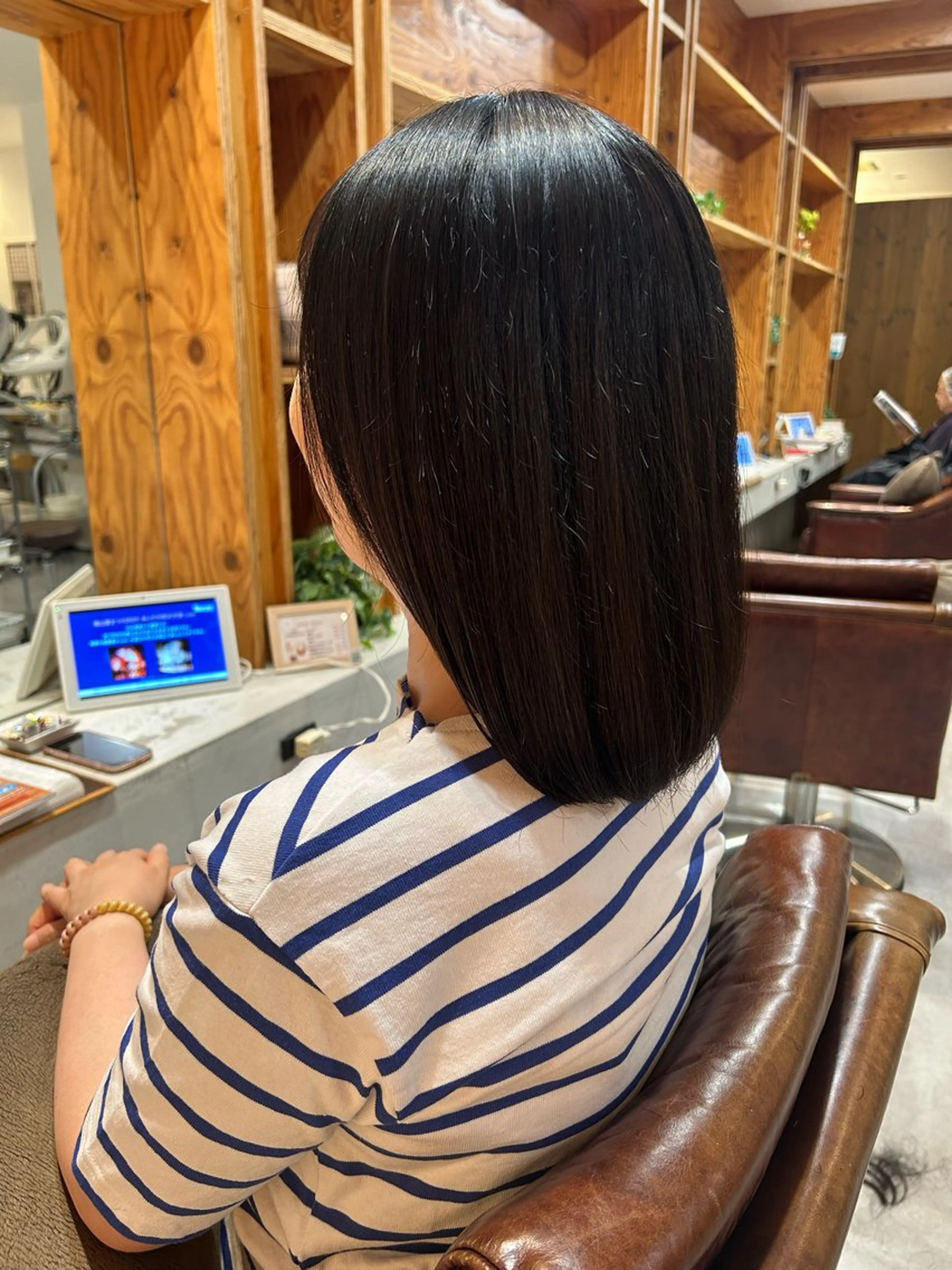 ミディアム adorable 樋口円のヘアスタイル