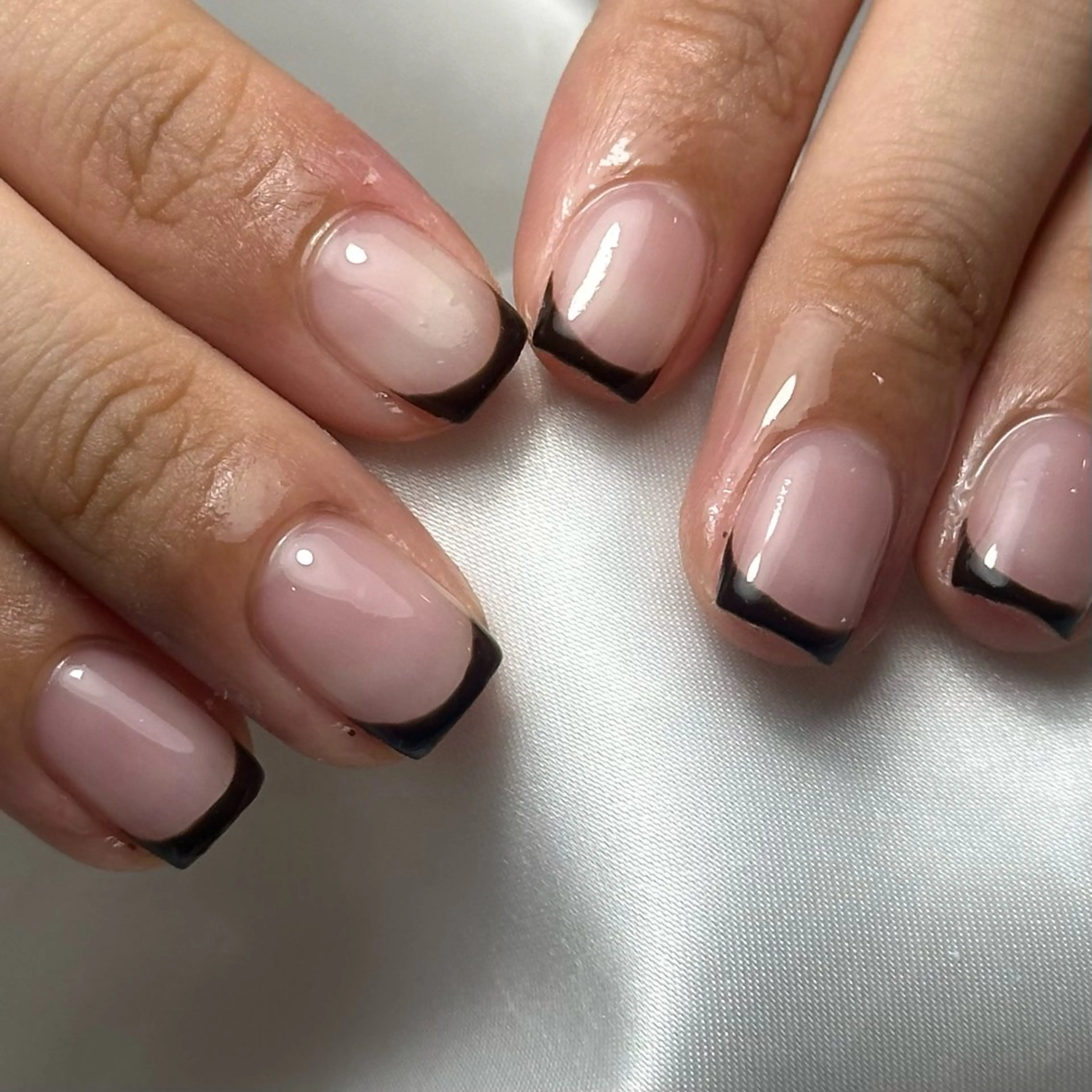 ネイル ブラウン フレンチネイル ワンカラーネイル Ray nail natsu🎀のネイルデザイン