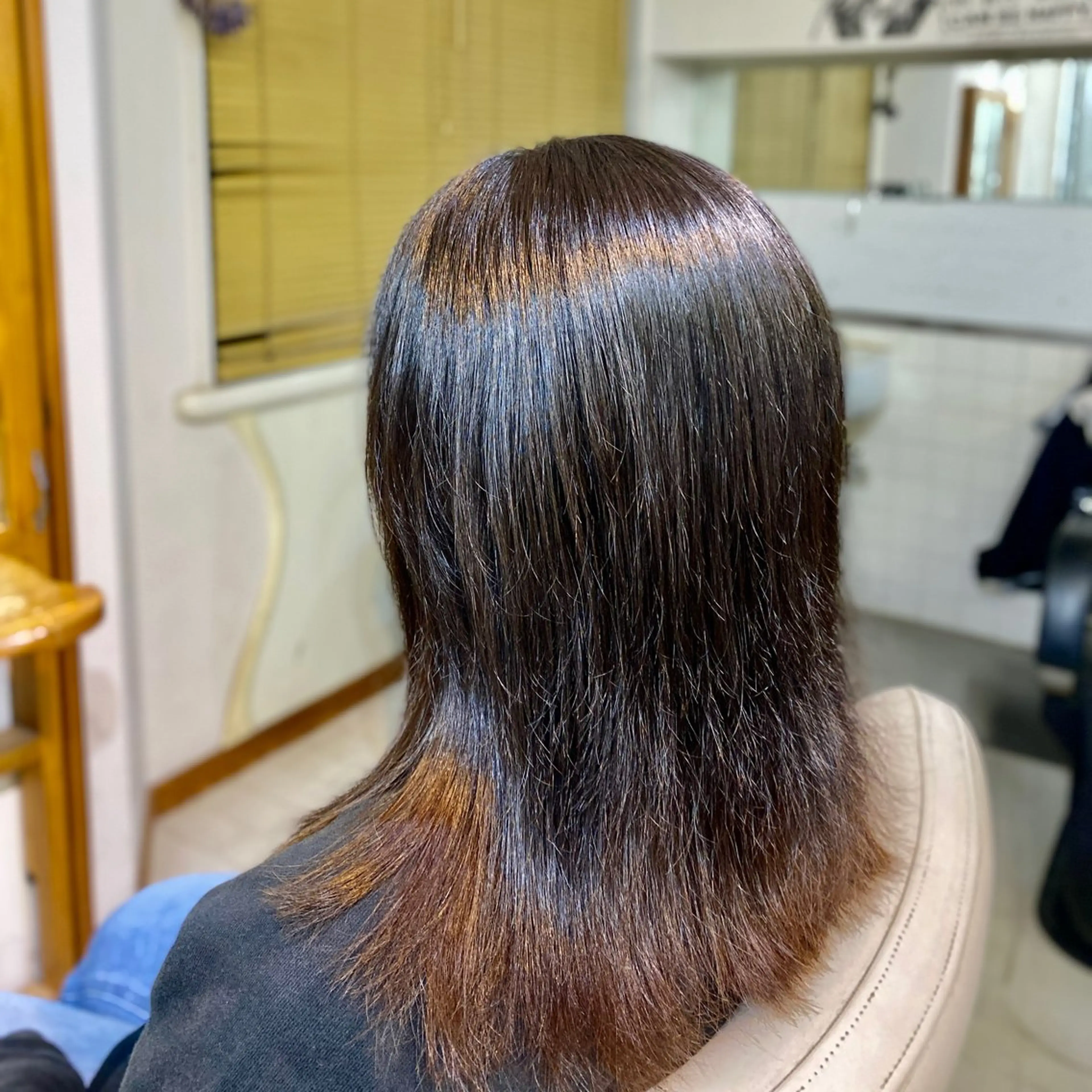 セミロング カラー CRADLE Takeuchiのヘアスタイル