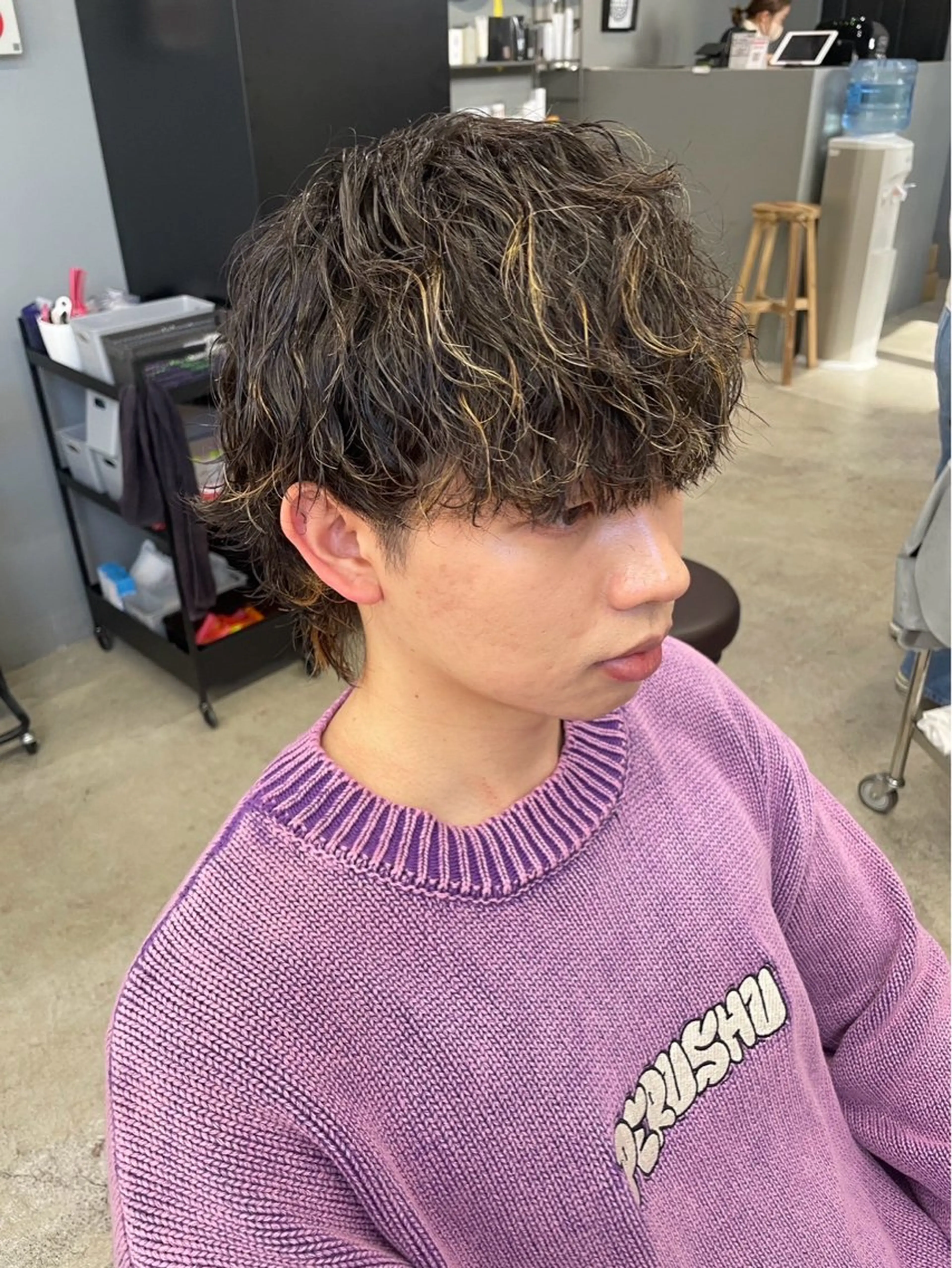 ミディアム パーマ メンズ カット パーマ メンズ専門サロン wokeのヘアスタイル