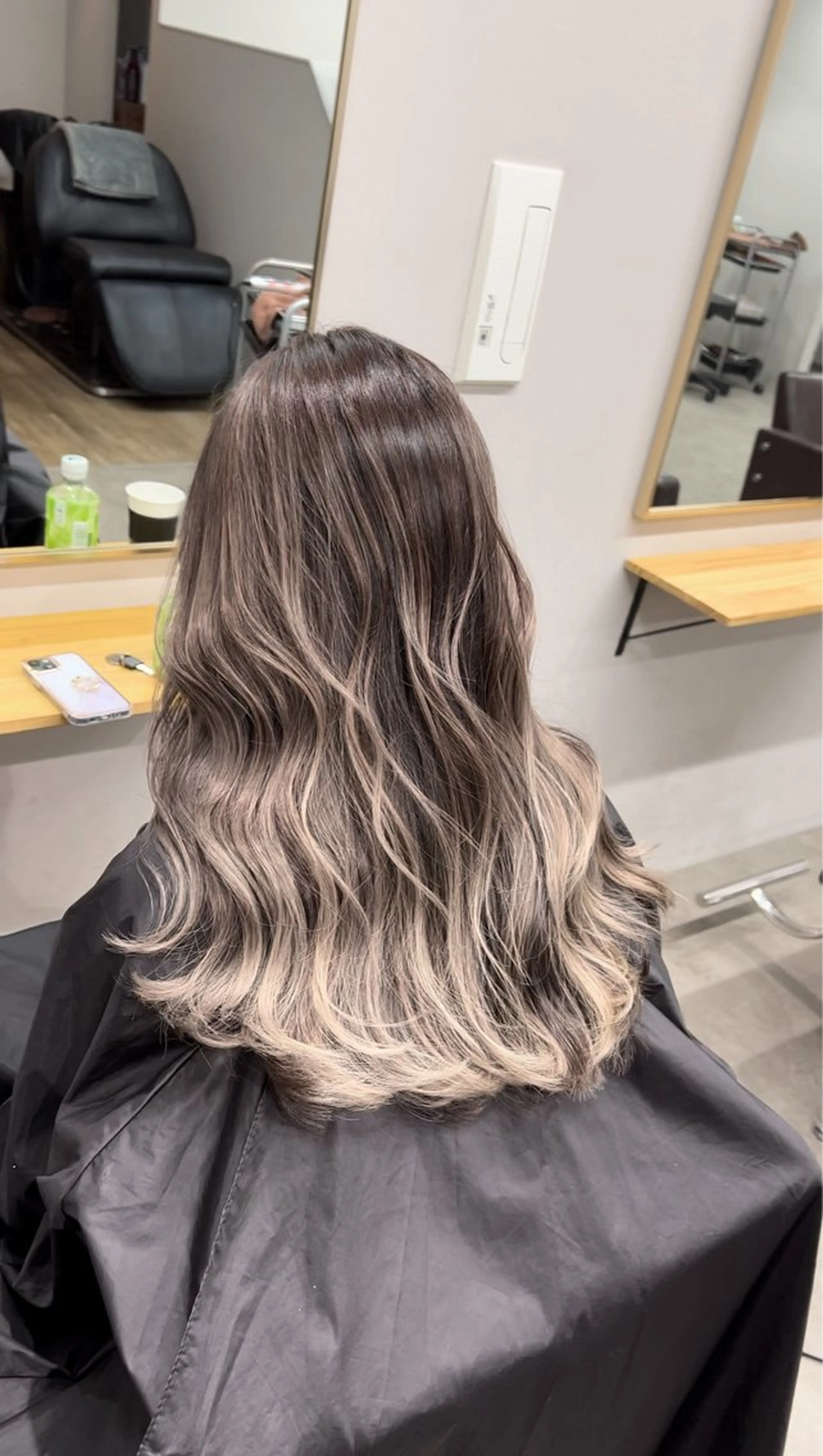 ロング カラー バレイヤージュ グラデーションカラー レイヤーカット ブリーチ/ハイトーン 🔥MOTOKI🔥のヘアスタイル