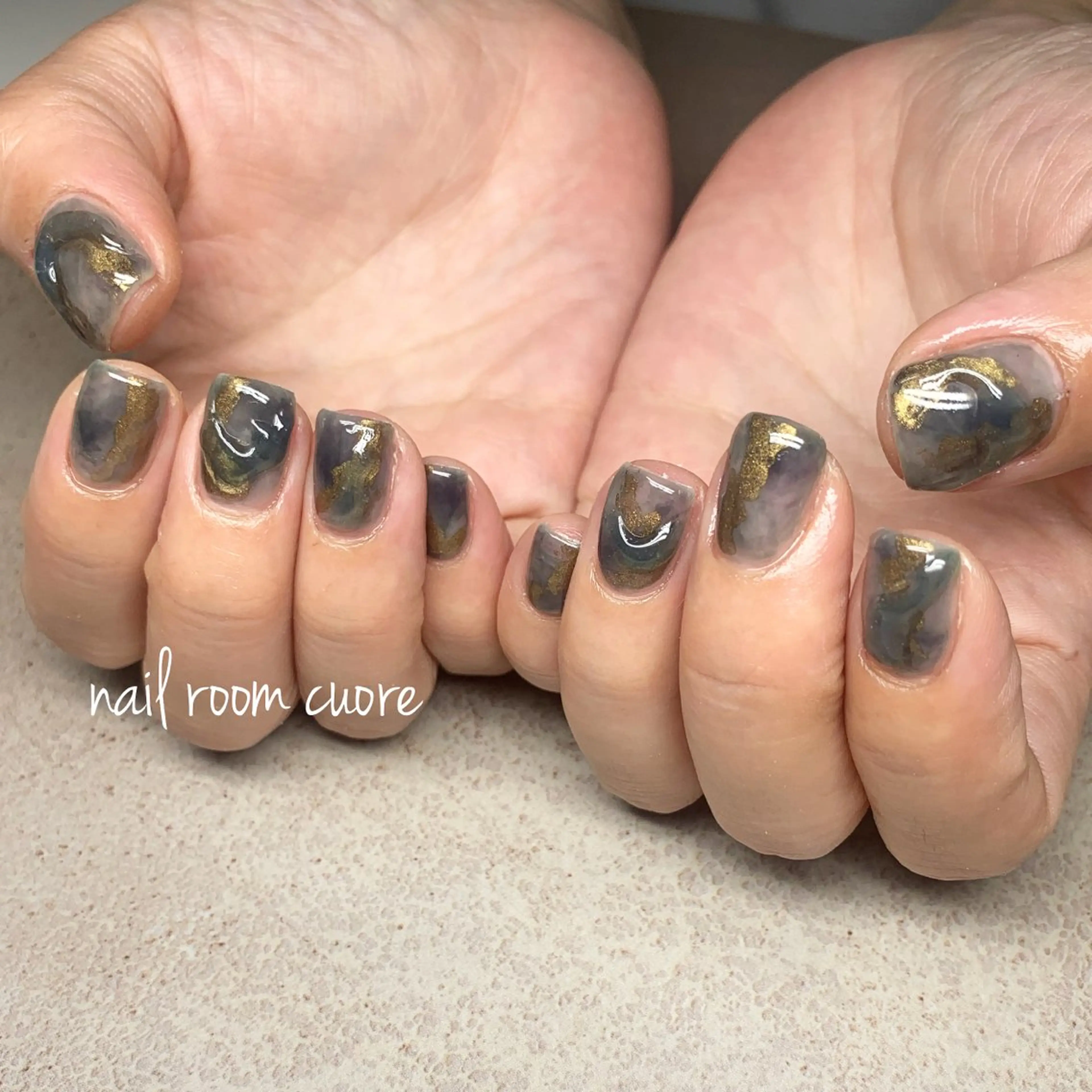 ネイル ニュアンスネイル ハンドネイル nail room  cuore所属・松尾 典子のネイルデザイン
