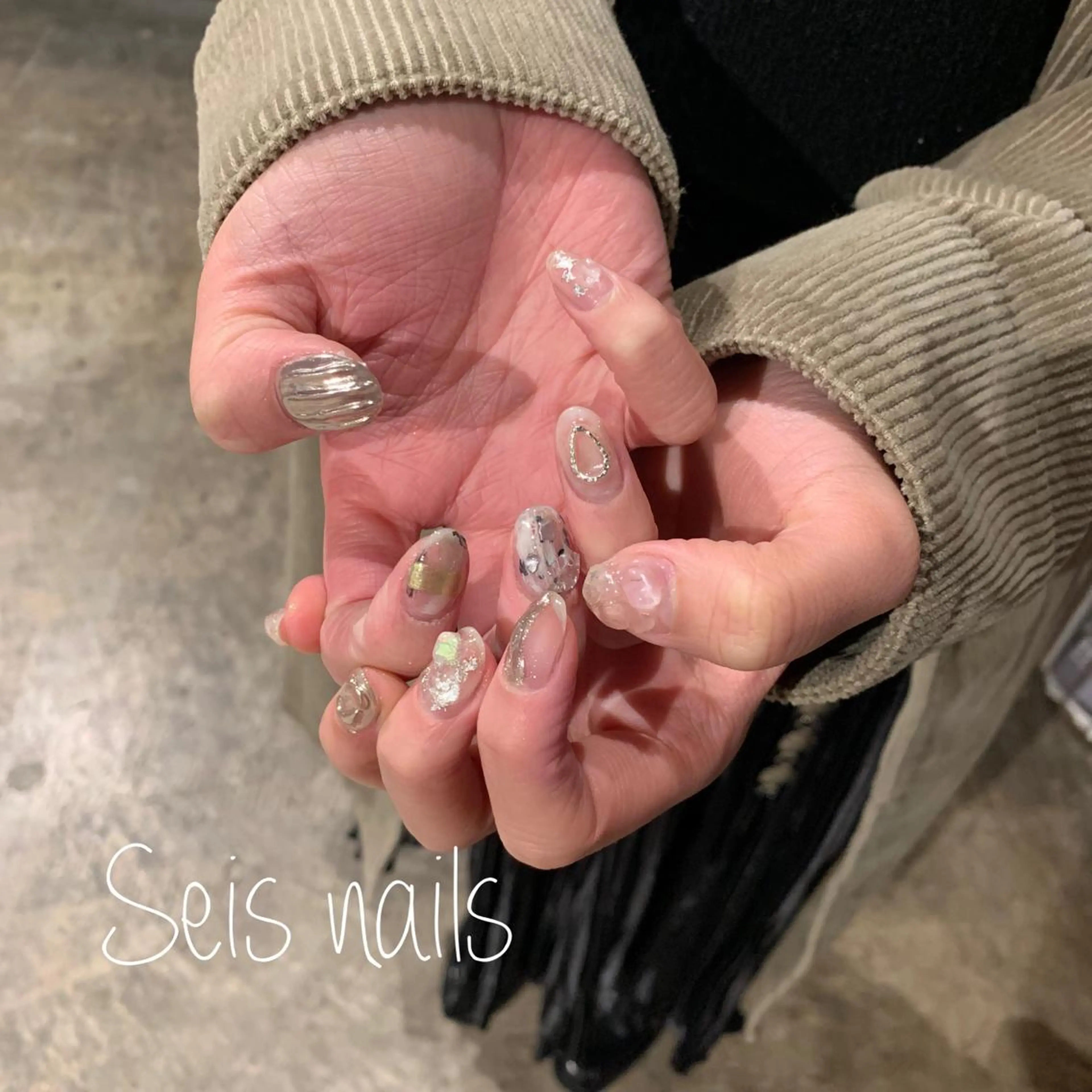 ネイル ハンドネイル Seis Shihoのネイルデザイン