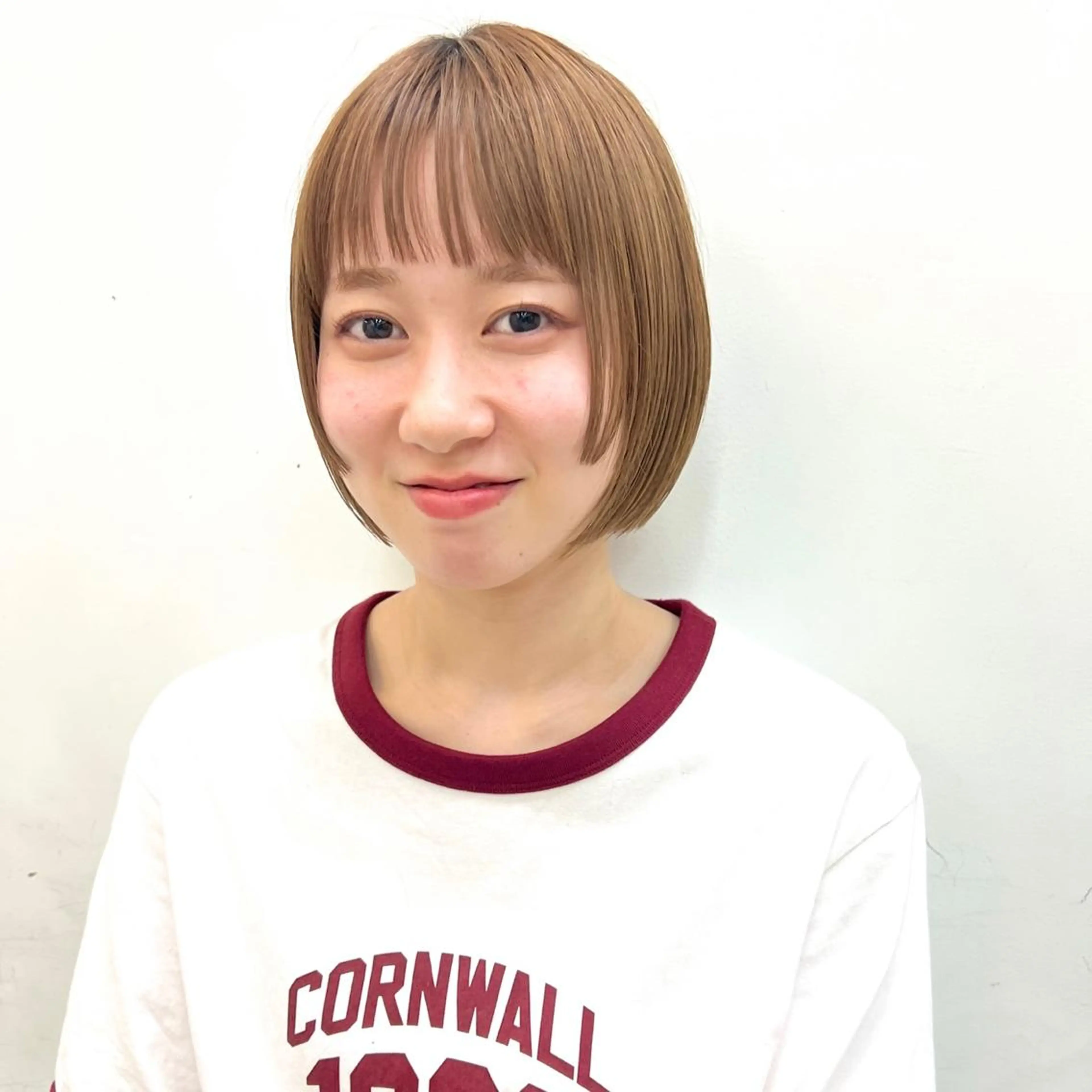 ショート カラー クロスパーマ× 透明感カラー✂︎のヘアスタイル