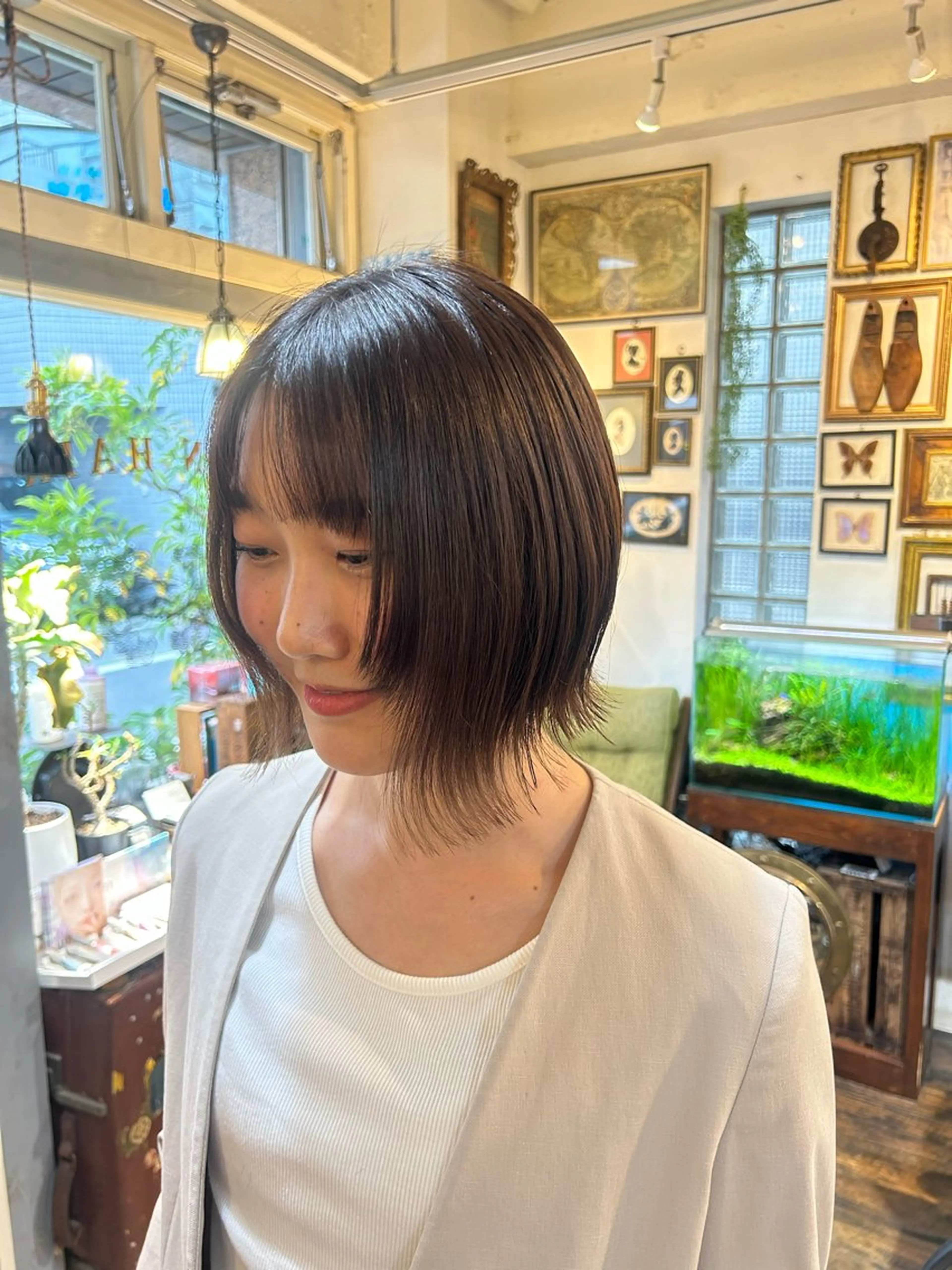 ショート カラー 顔まわりレイヤー レイヤーカット カット ヘアカラー トリートメント ヘッドスパ 清水千優/パーマ/透 明感カラー/メンズのヘアスタイル