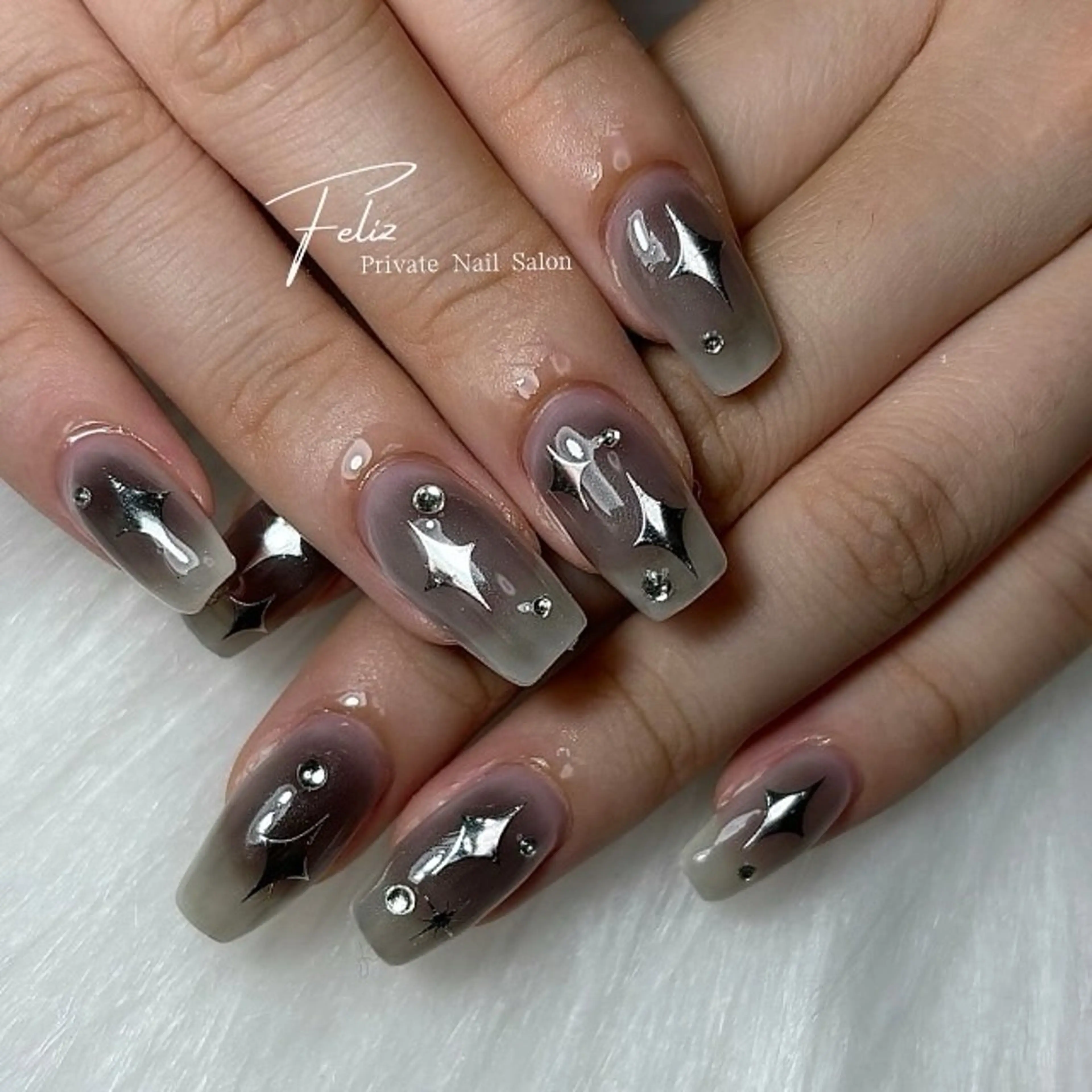 ネイル ハンドネイル ハンドケア Feliz所属・Feliz 楽しいネイルサロンのネイルデザイン