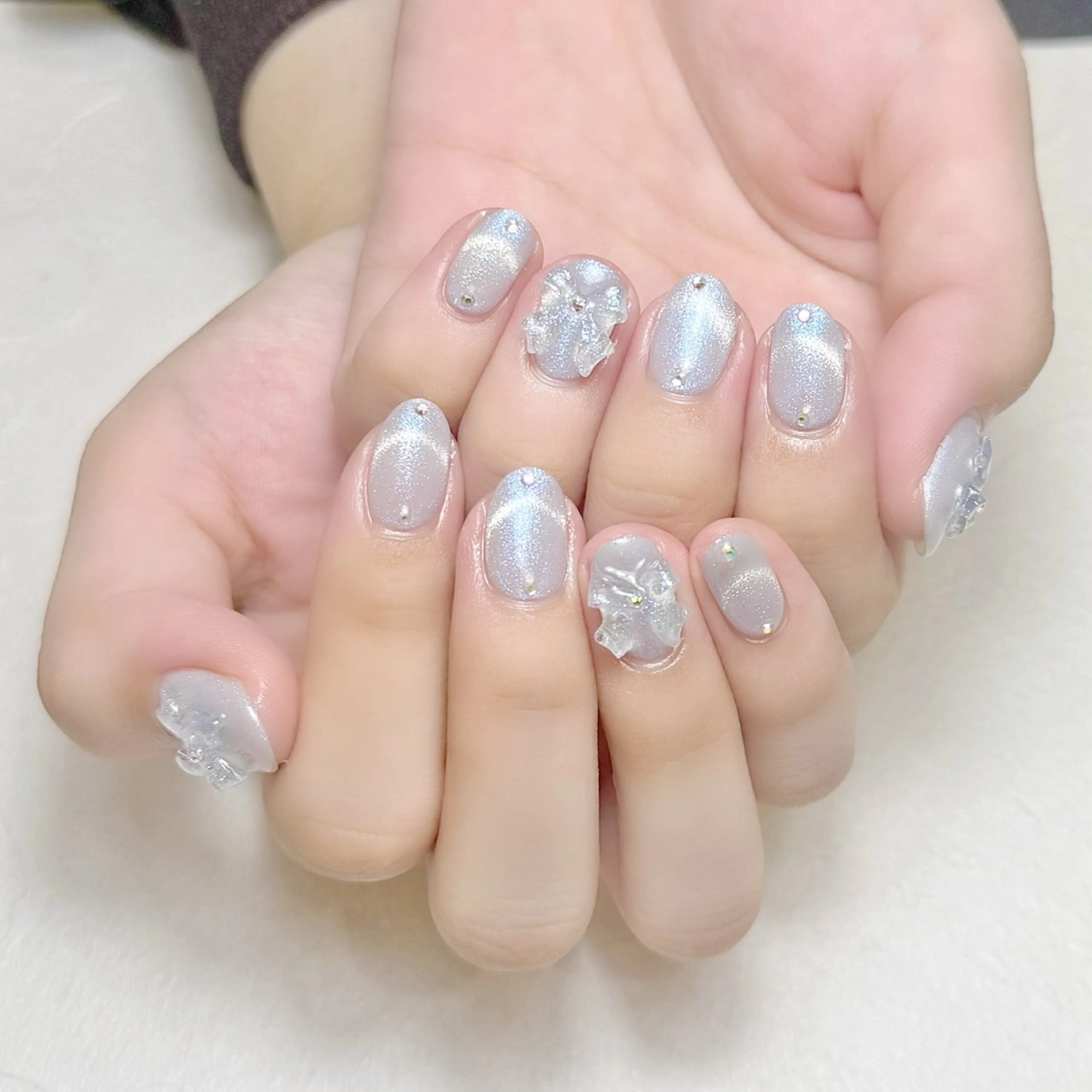 ネイル ブルー フレンチネイル マグネットネイル マグネットフレンチ リボン rouse nail RISATOのネイルデザイン
