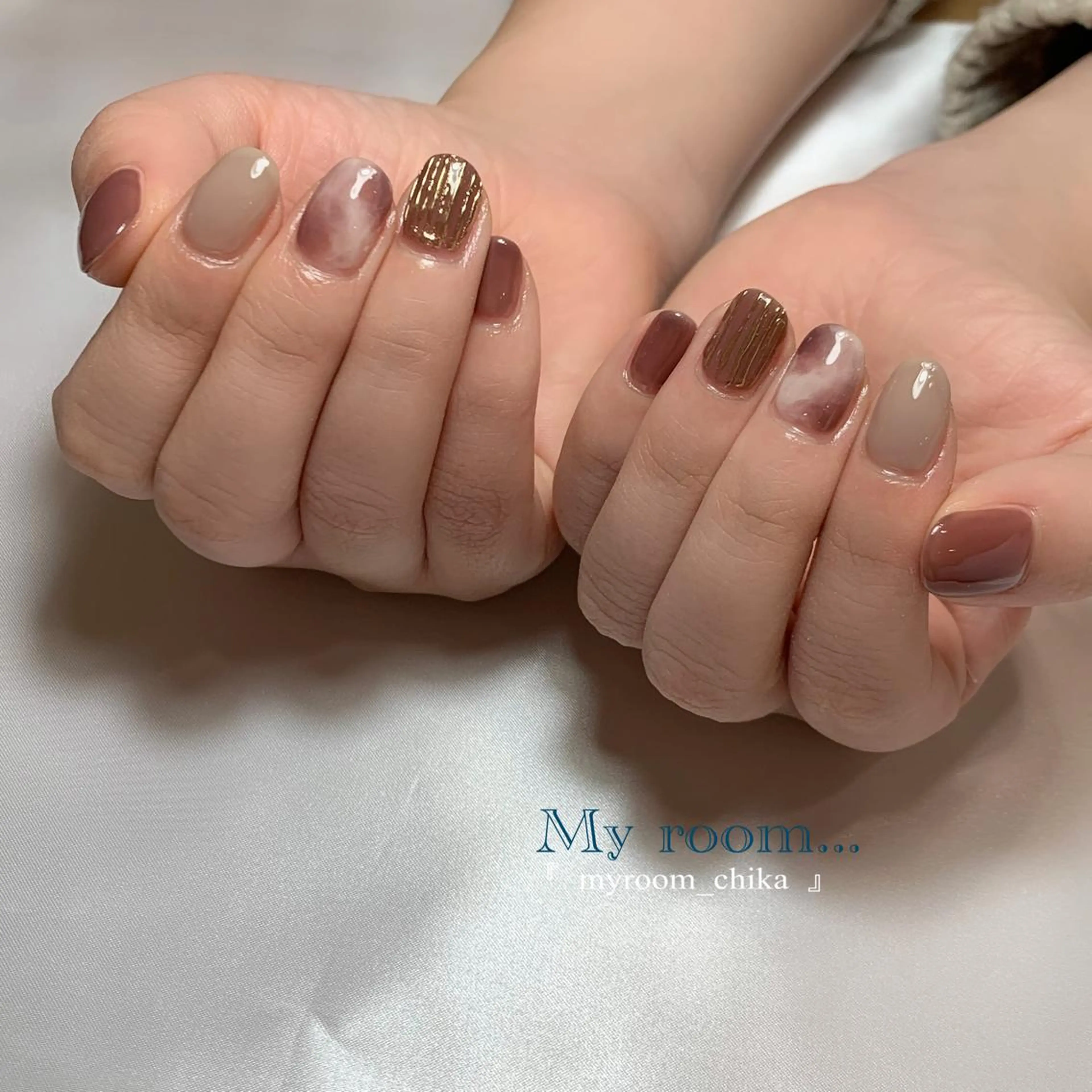 ネイル ミラーネイル Amua.facial salon所属・Amua.ハーブ 新宿御苑駅前のエステ・リラクイメージ