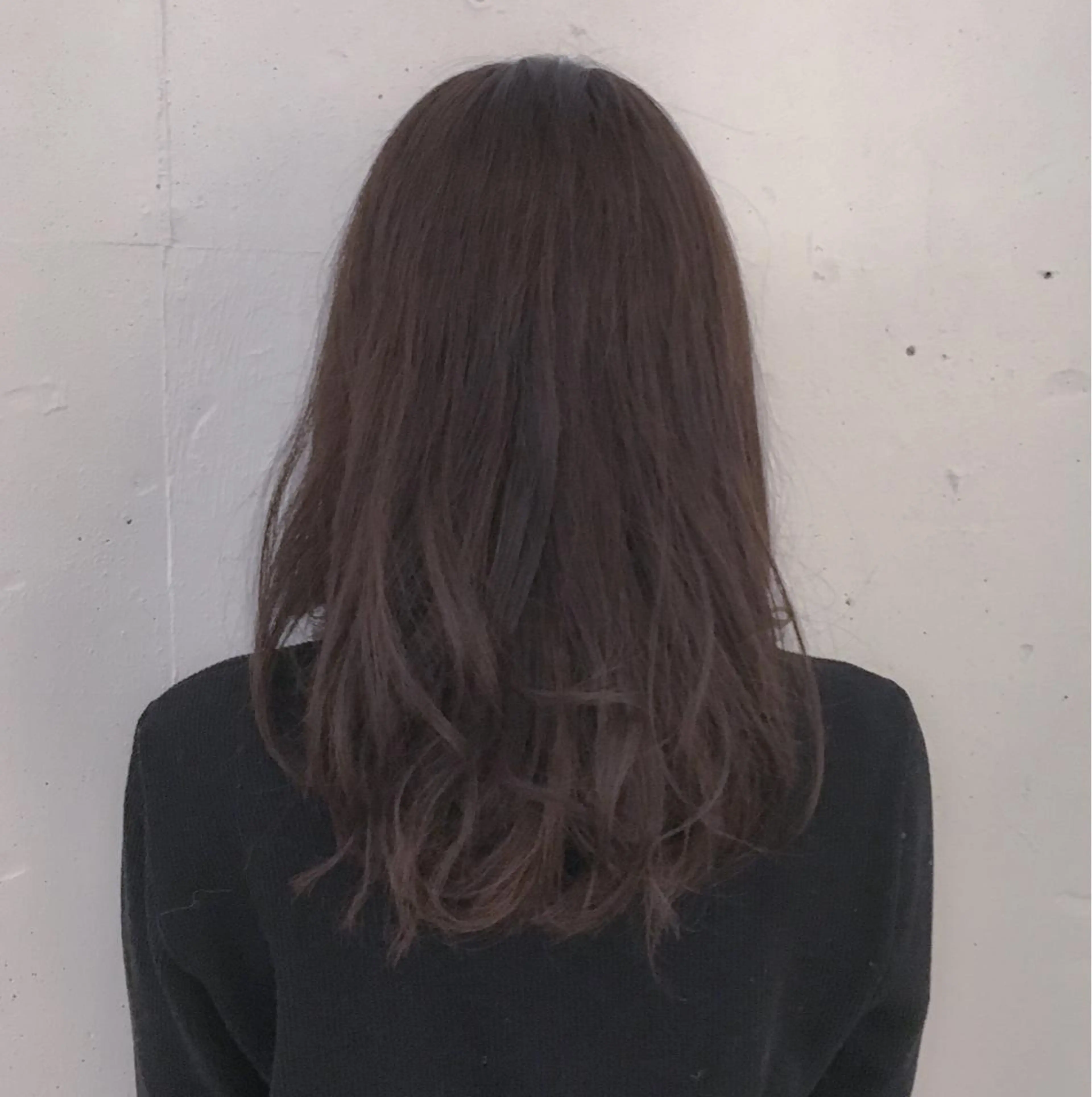 セミロング カラー アッシュ トミタ アツシのヘアスタイル