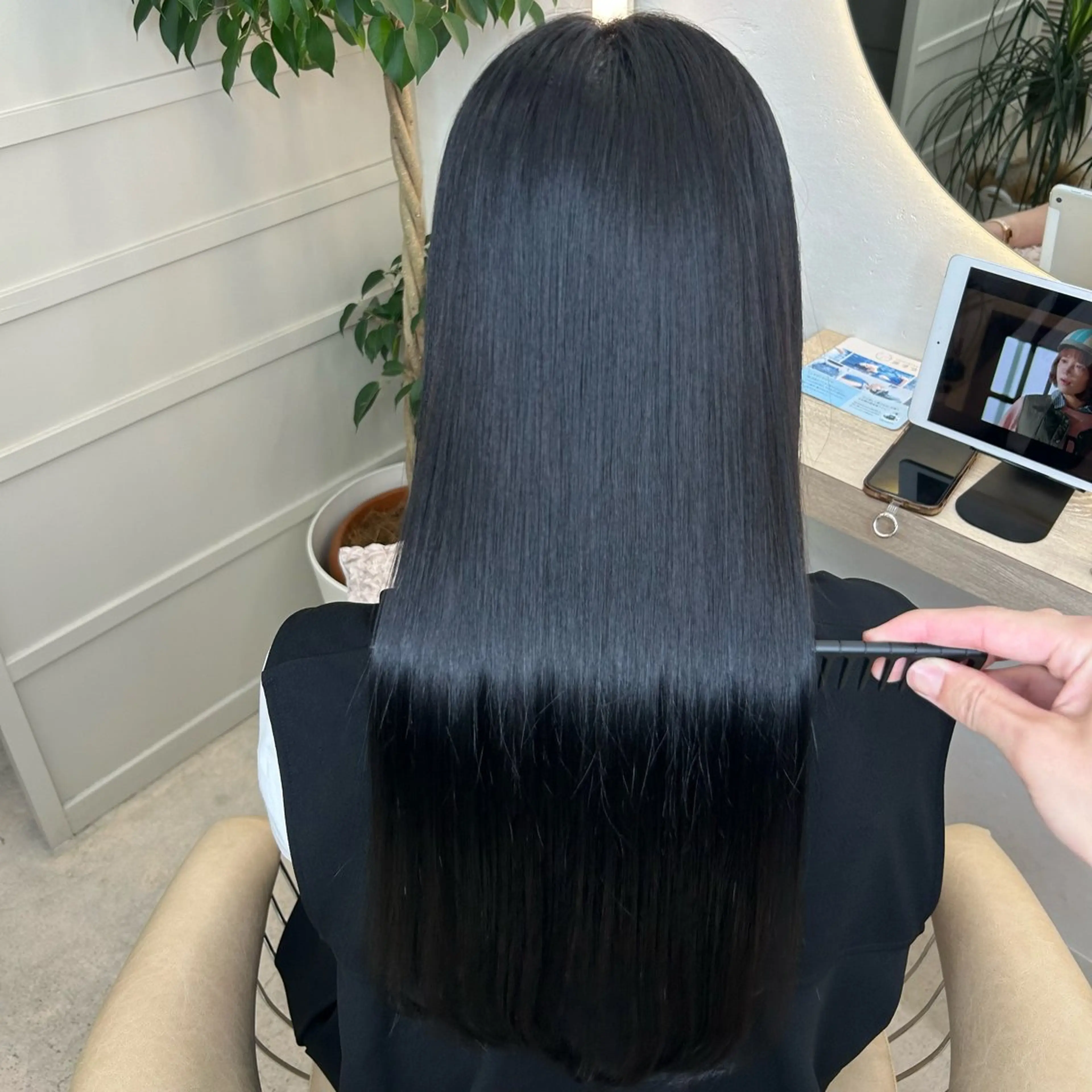 ロング 髪質改善 縮毛矯正 ヘアカラー トリートメント Hui.所属・縮毛矯正・髪質改善 特化 出納 直起のヘアスタイル
