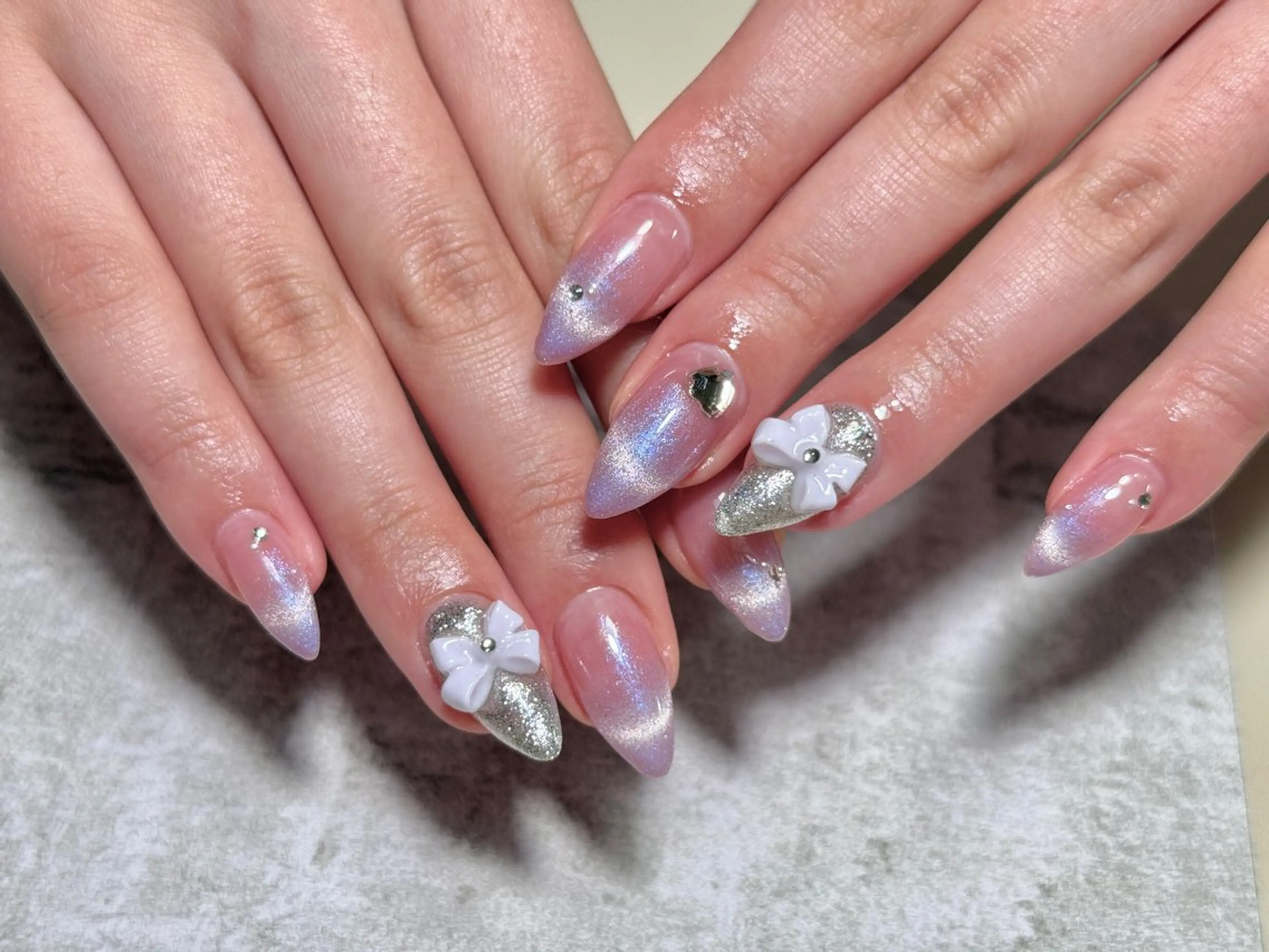 ネイル Rola kira nail salon所属・麗 レイのネイルデザイン