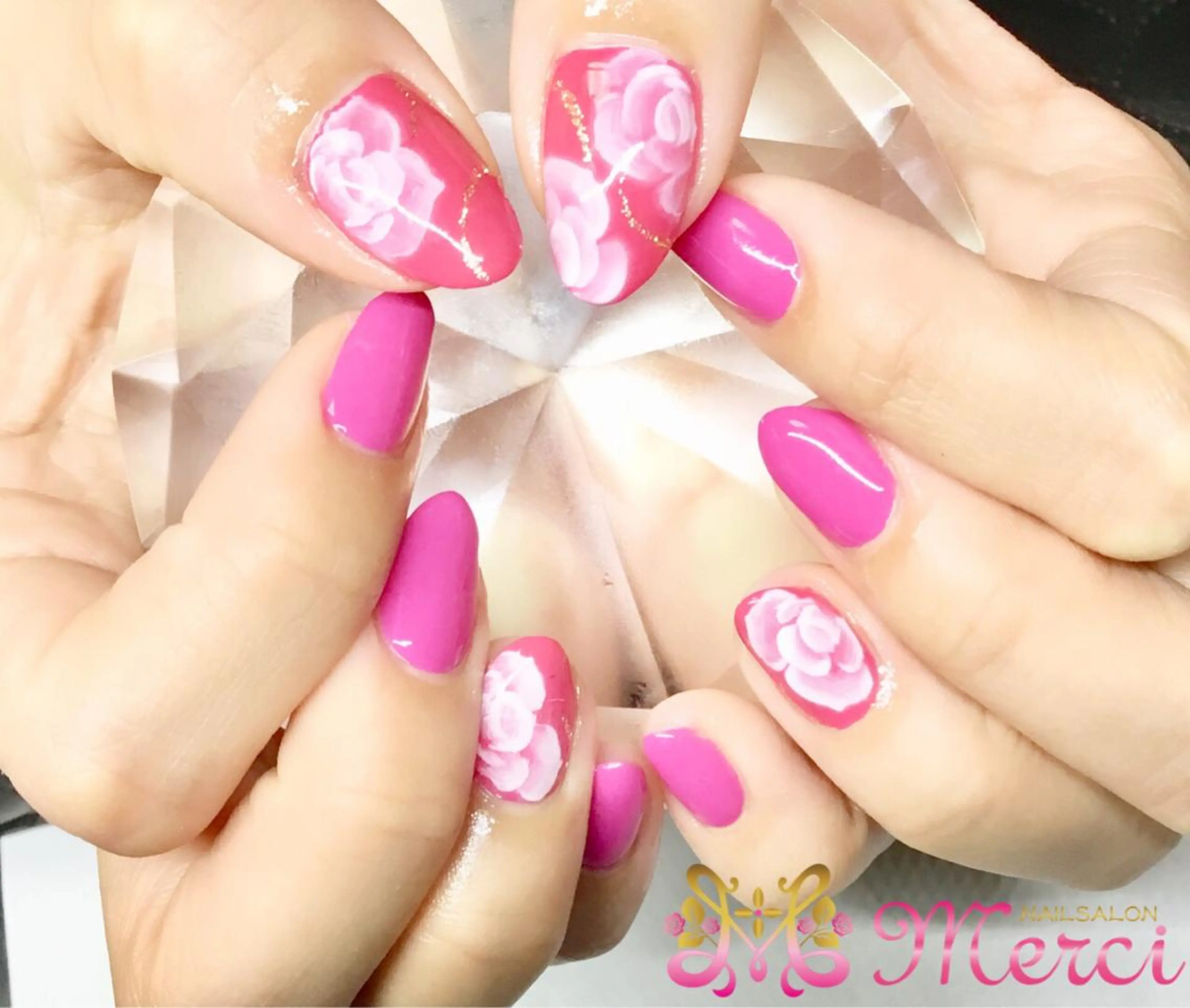 ネイル NAILSALON　 Merciのネイルデザイン
