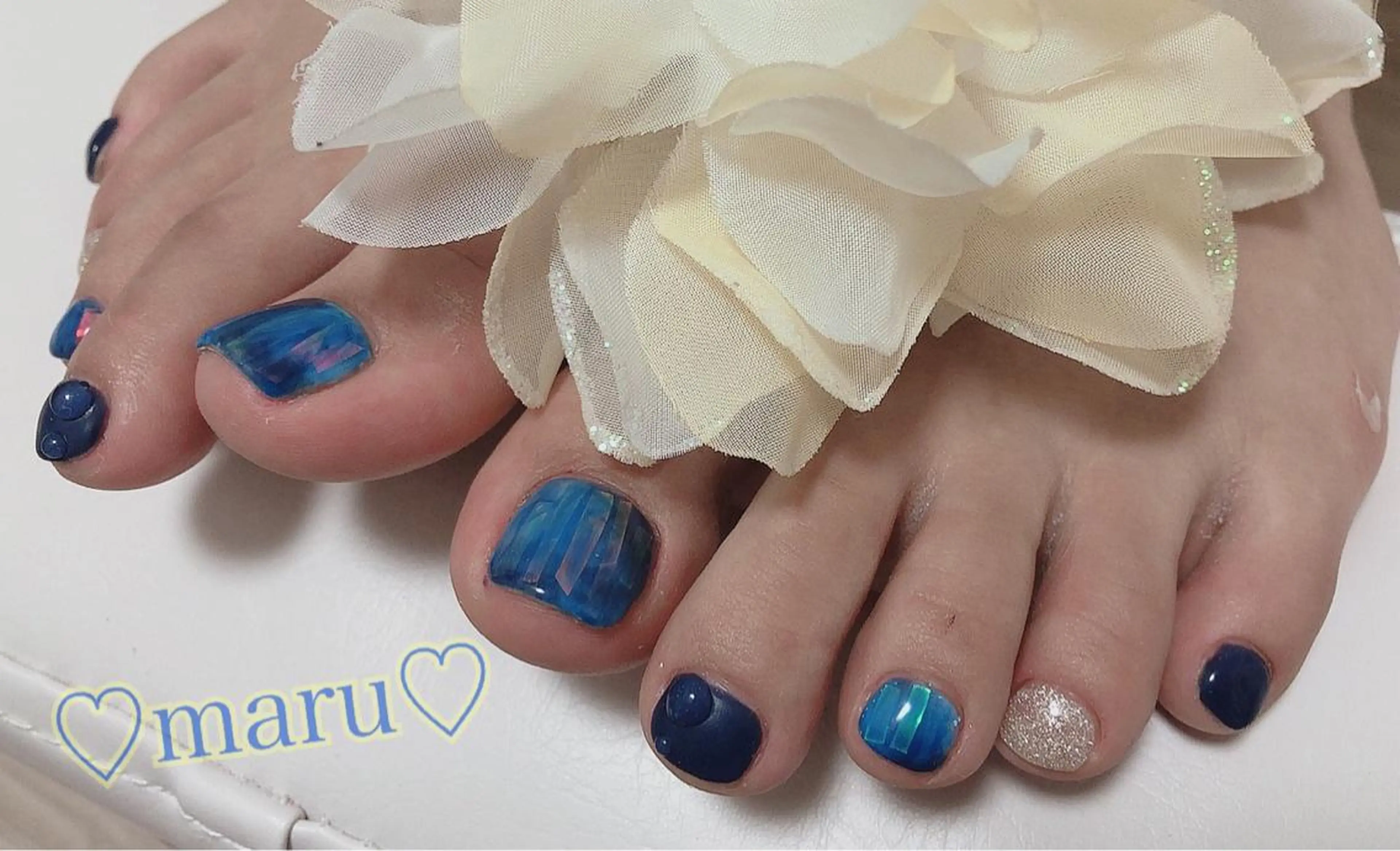 ネイル ハンドネイル フットネイル まるみ ♡のネイルデザイン